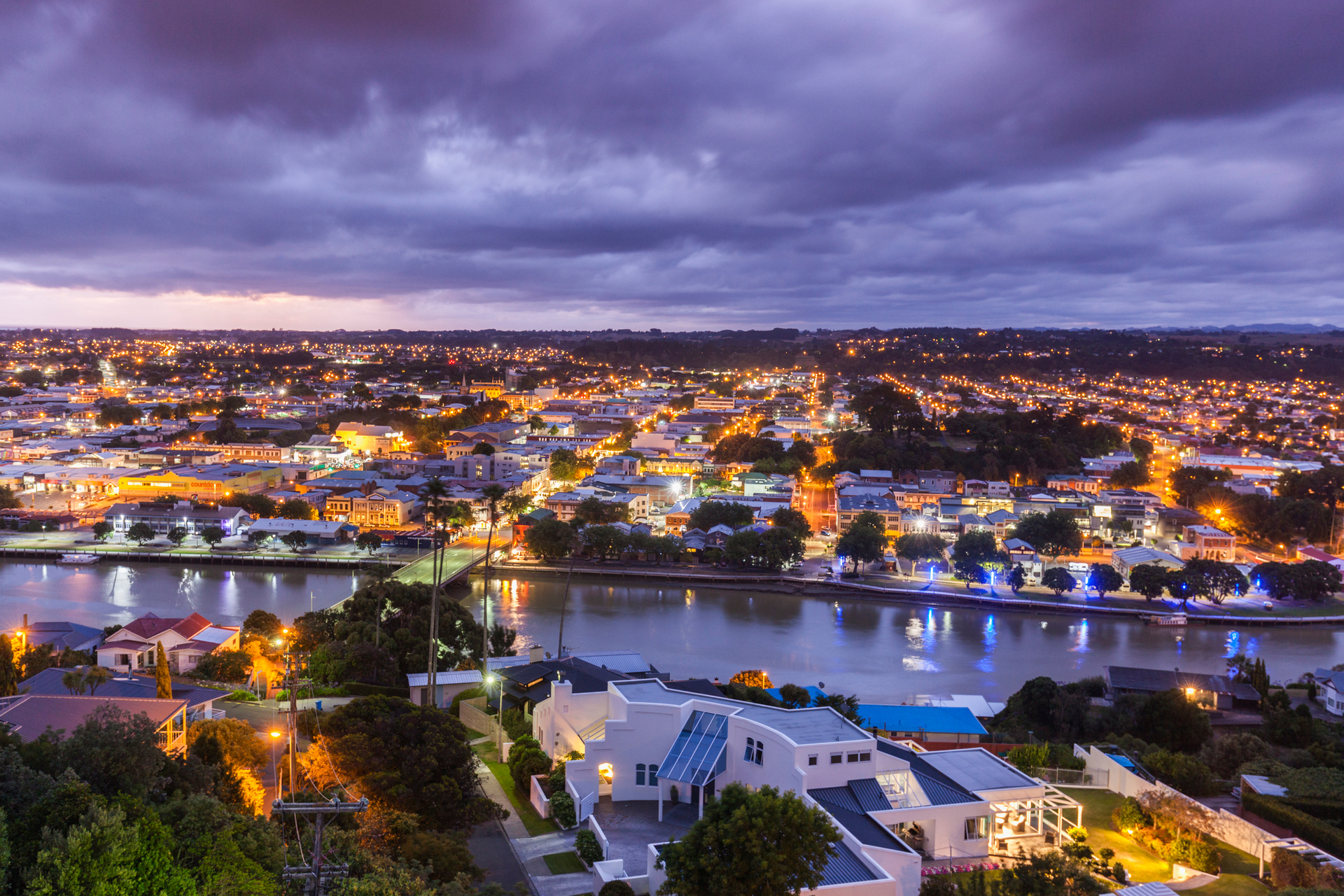 New but old auto paint shop in Whanganui - NZ Herald