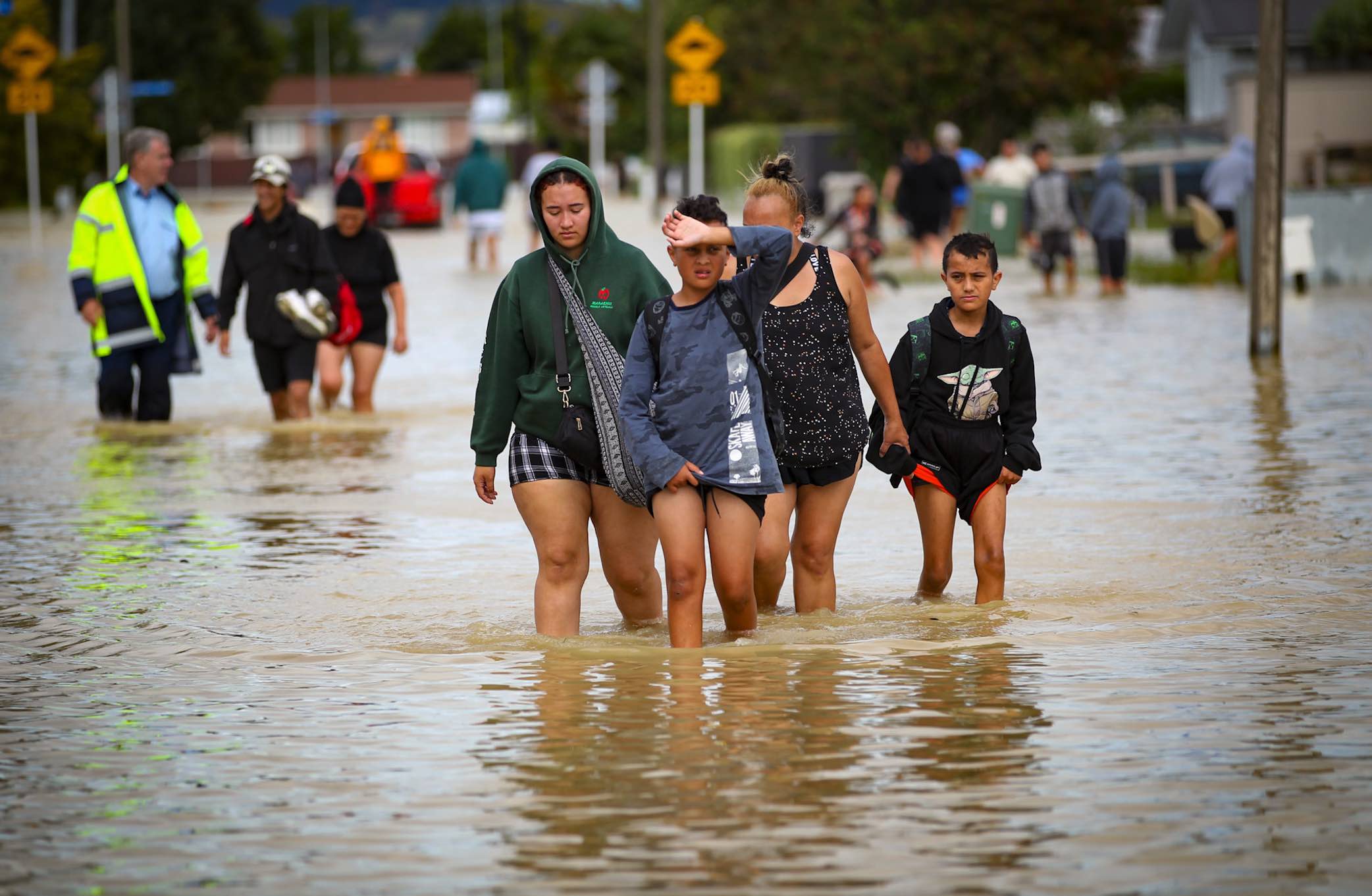 Evacuations from Venables Ave in Napier. Photo / Paul Taylor