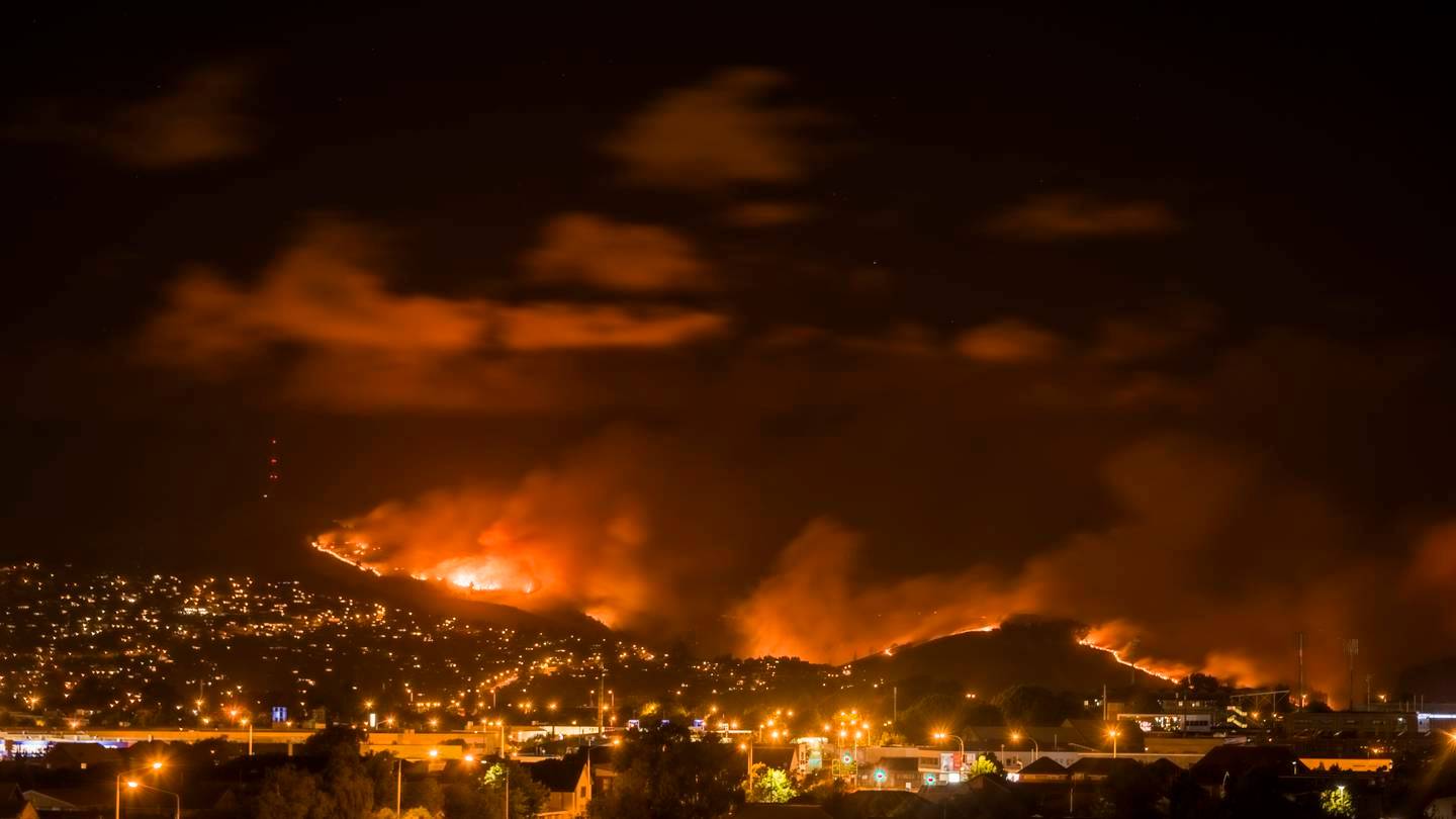 The Port Hills Fire in February 2017. Photo / Mark Hannah Photography