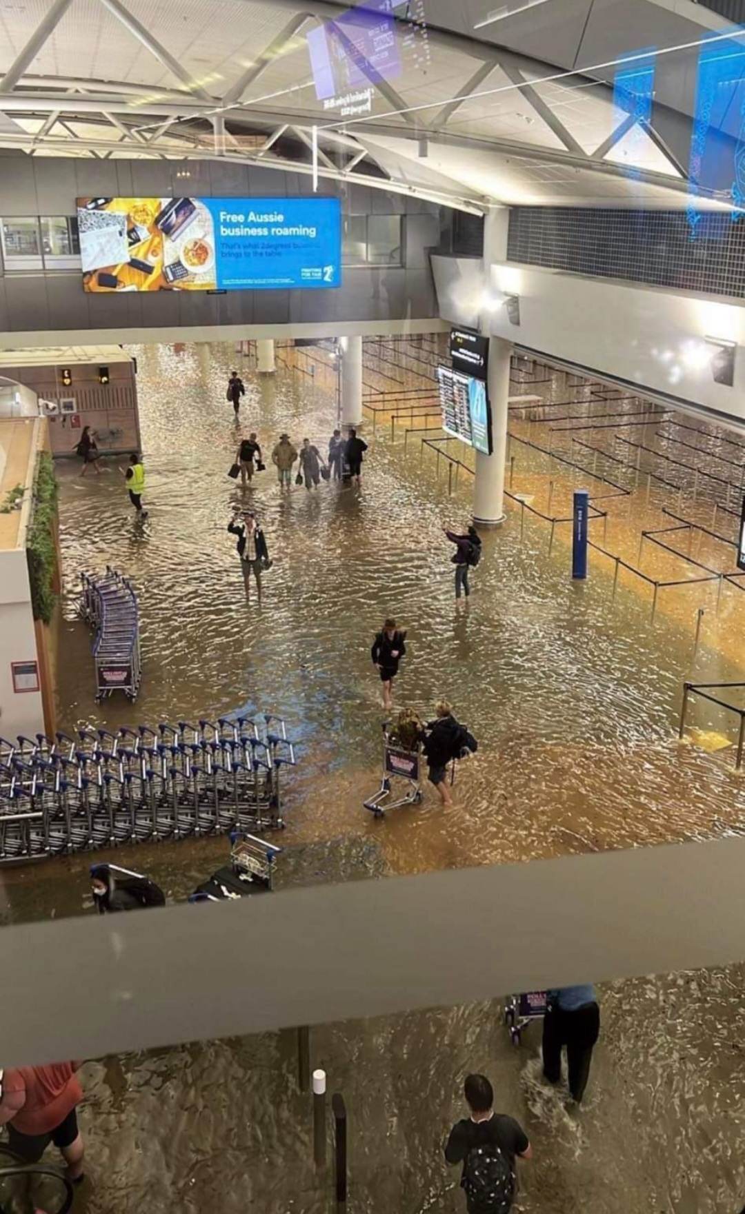Flooding at Auckland International Airport last night. Photo / Supplied
