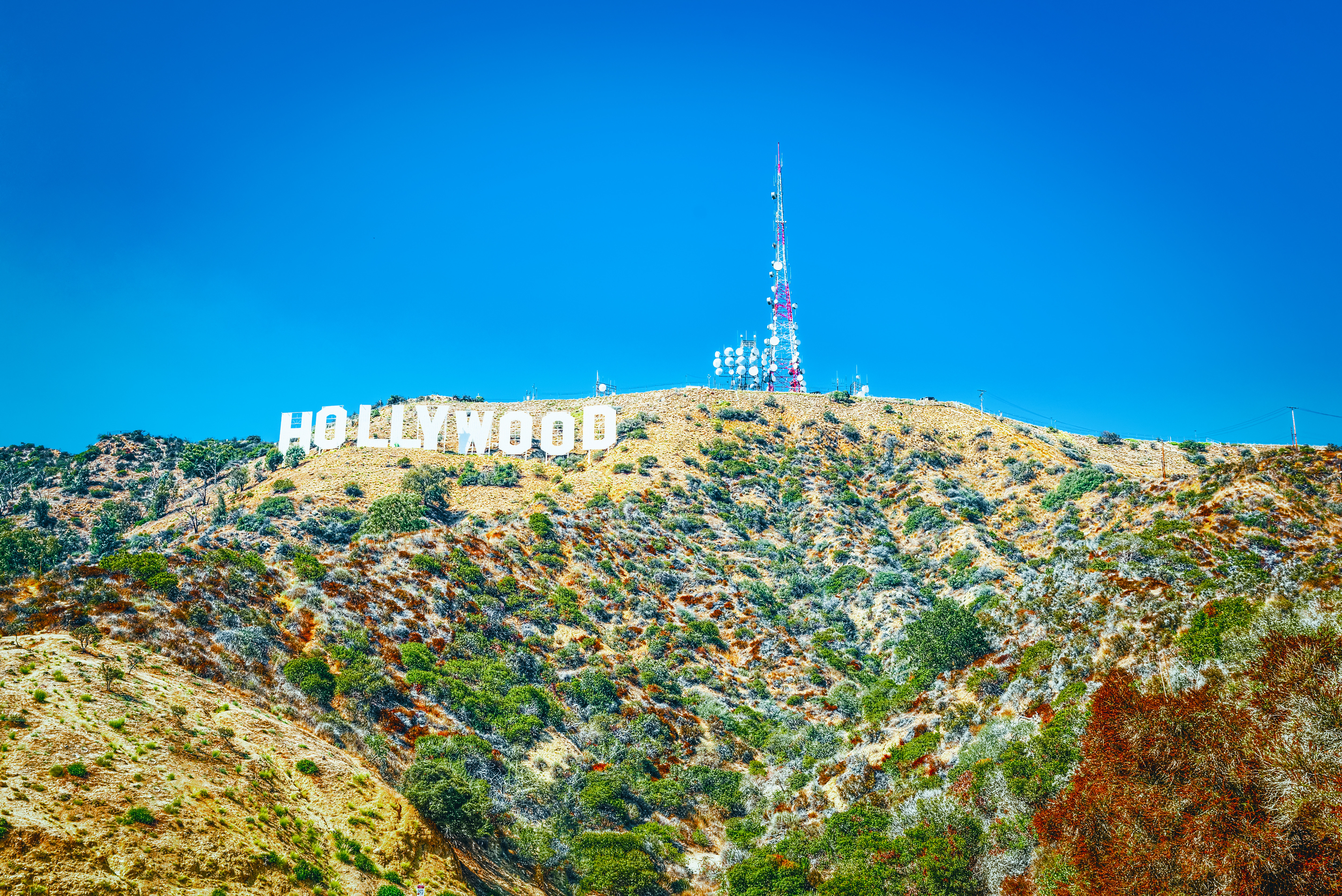 The Mount Hollywood Trail in Griffith Park provides stunning vistas of the Hollywood sign. Photo / 123rf