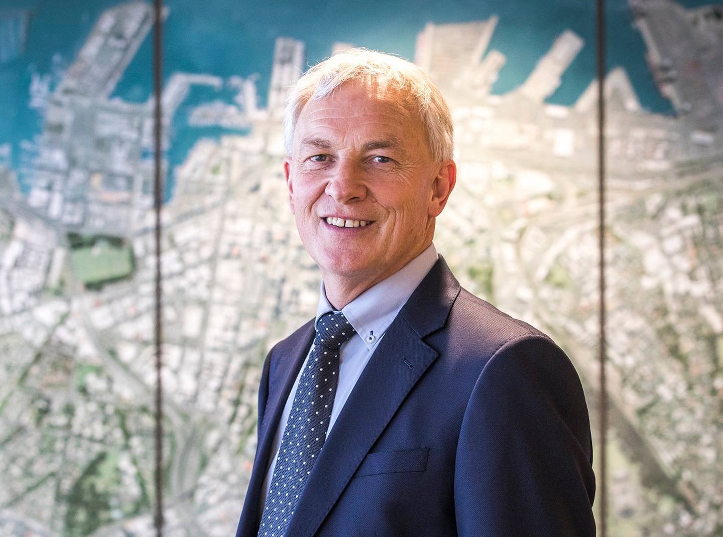 Auckland Mayor Phil Goff says he hopes the city gets the orange light tomorrow - but the healthcare system must be taken into account. Photo / Greg Bowker