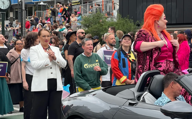 Wellington Mayor Tory Whanau in white, and actor Karen O'Leary, in Green shirt, at the Wellington Pride Parade. Photo: RNZ /