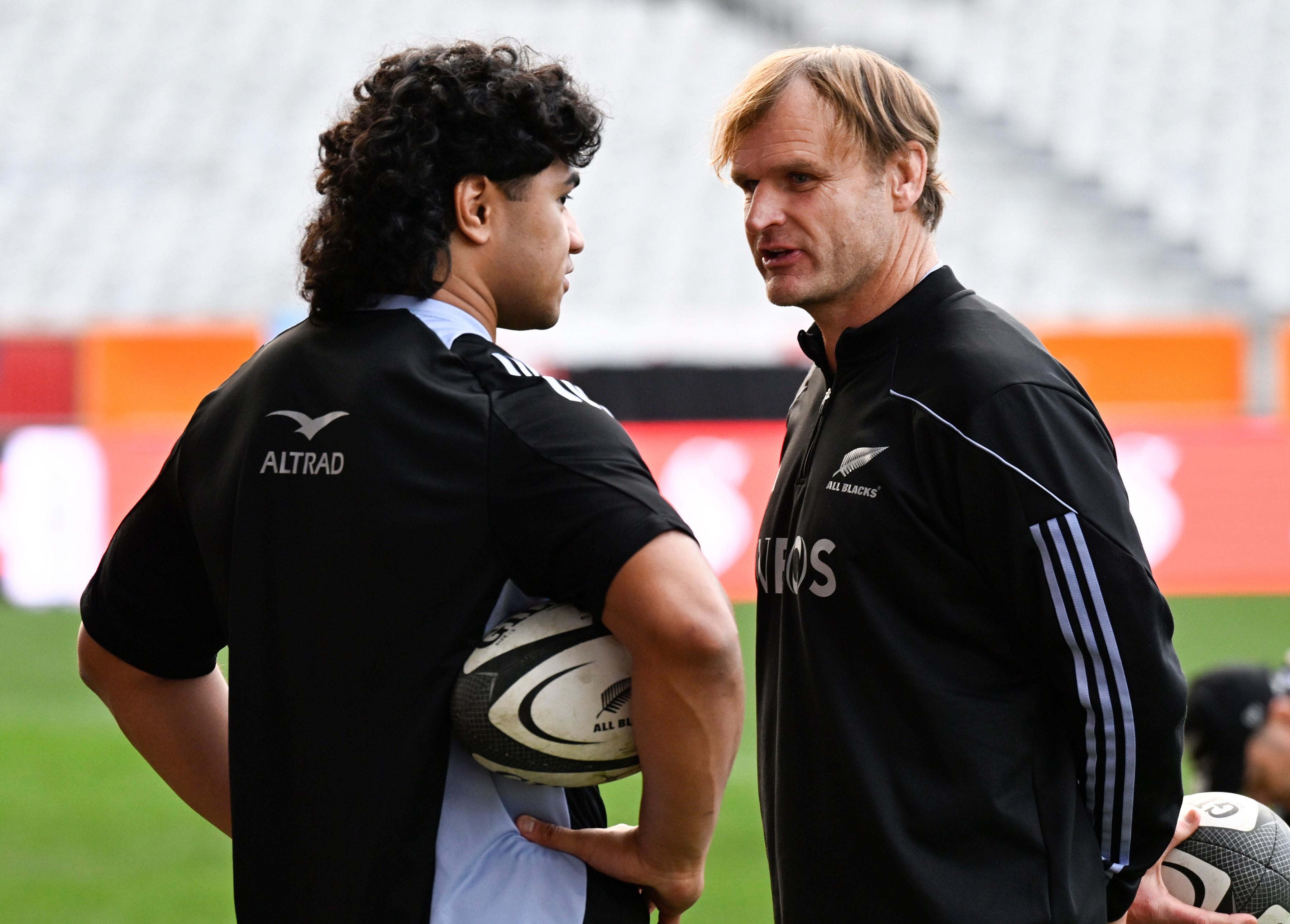 Wallace Sititi (left) seems set to be handed a debut by Scott Robertson. Photo / Photosport