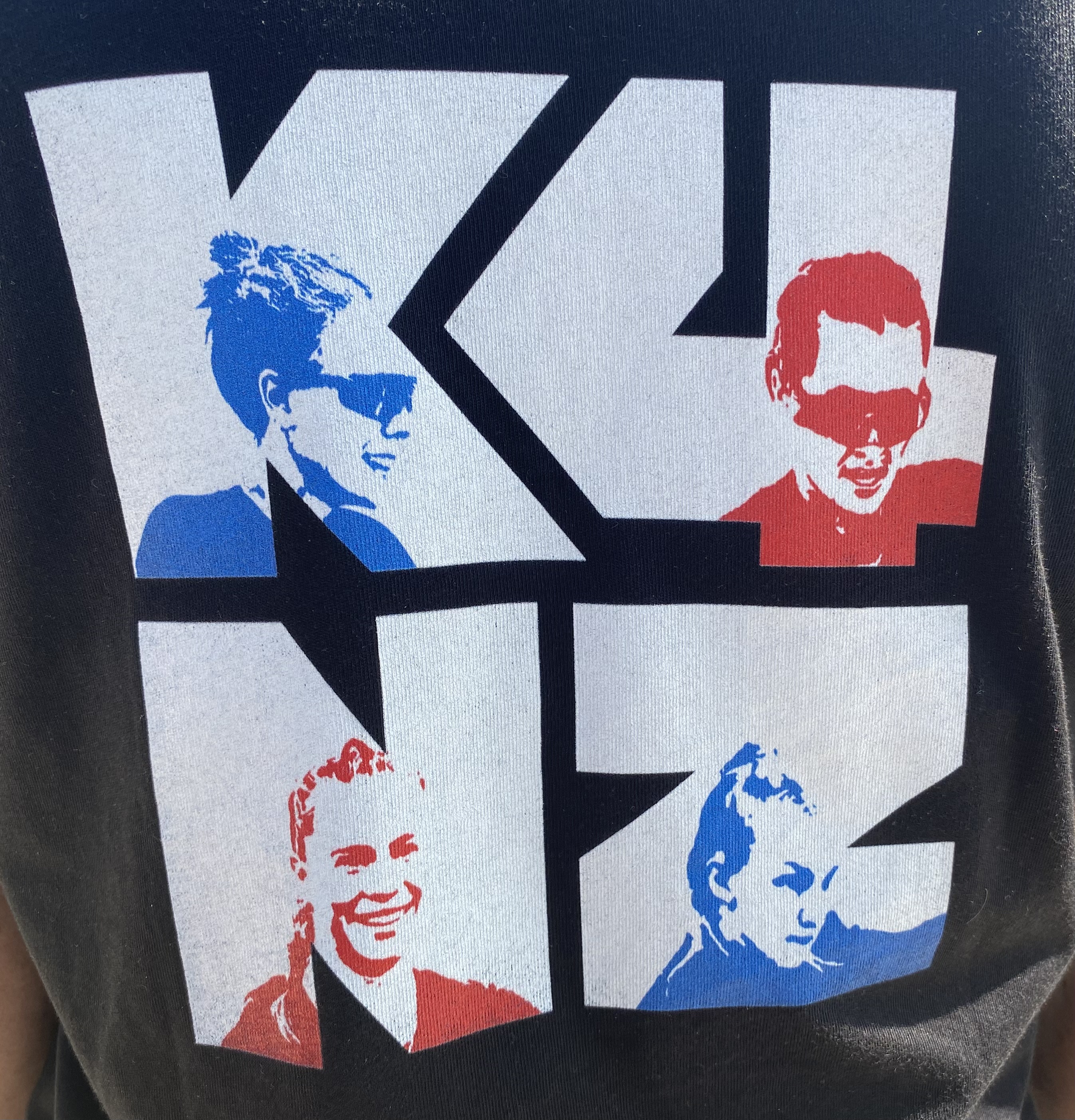 Supporters T-shirt of the Kiwi K4 500m women's crew at the Paris Olympics. Photo: Michael Burgess/NZH.