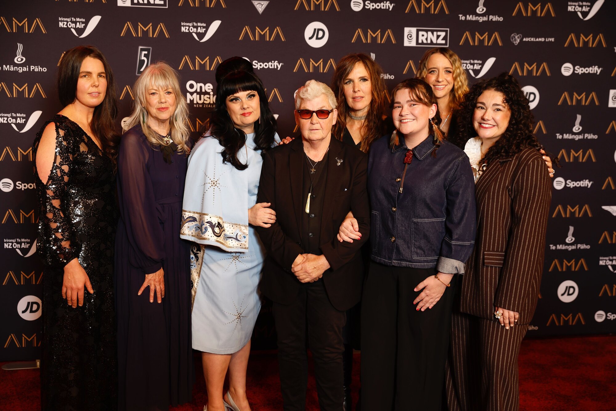 Dame Lynda Topp (centre) made her first public appearance since her sister, Dame Jools Topp, died from breast cancer, walking the red carpet for the Aotearoa Music Awards at Auckland's Civic, with Tami Neilson and a host of other Kiwi country music stars. Photo / Sylvie Whinray
