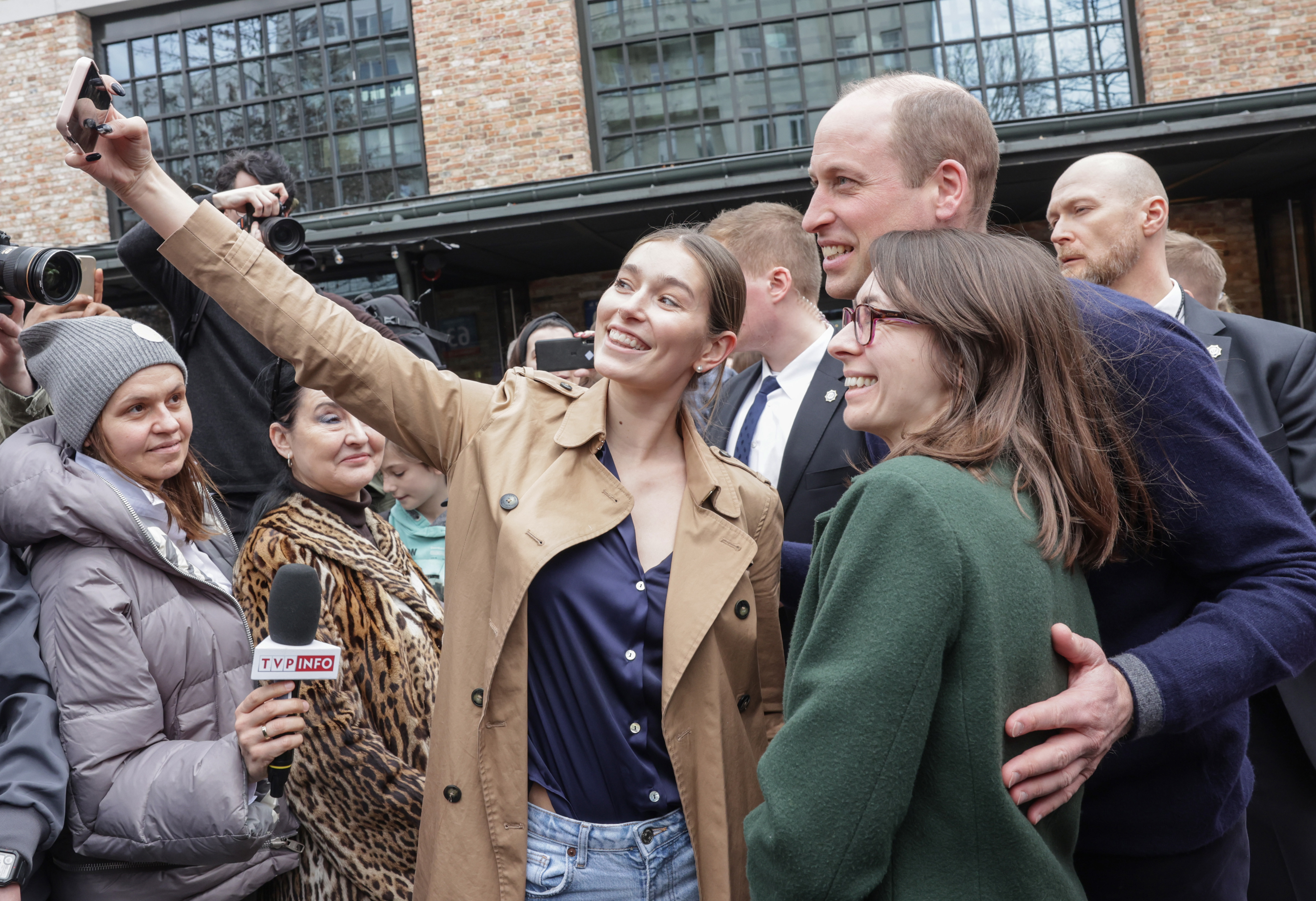 Prince William, Prince of Wales poses for photos after speaking with young Ukrainian refugees at Hala Koszyki Food Hall in Warsaw, Poland. Photo / Getty Images