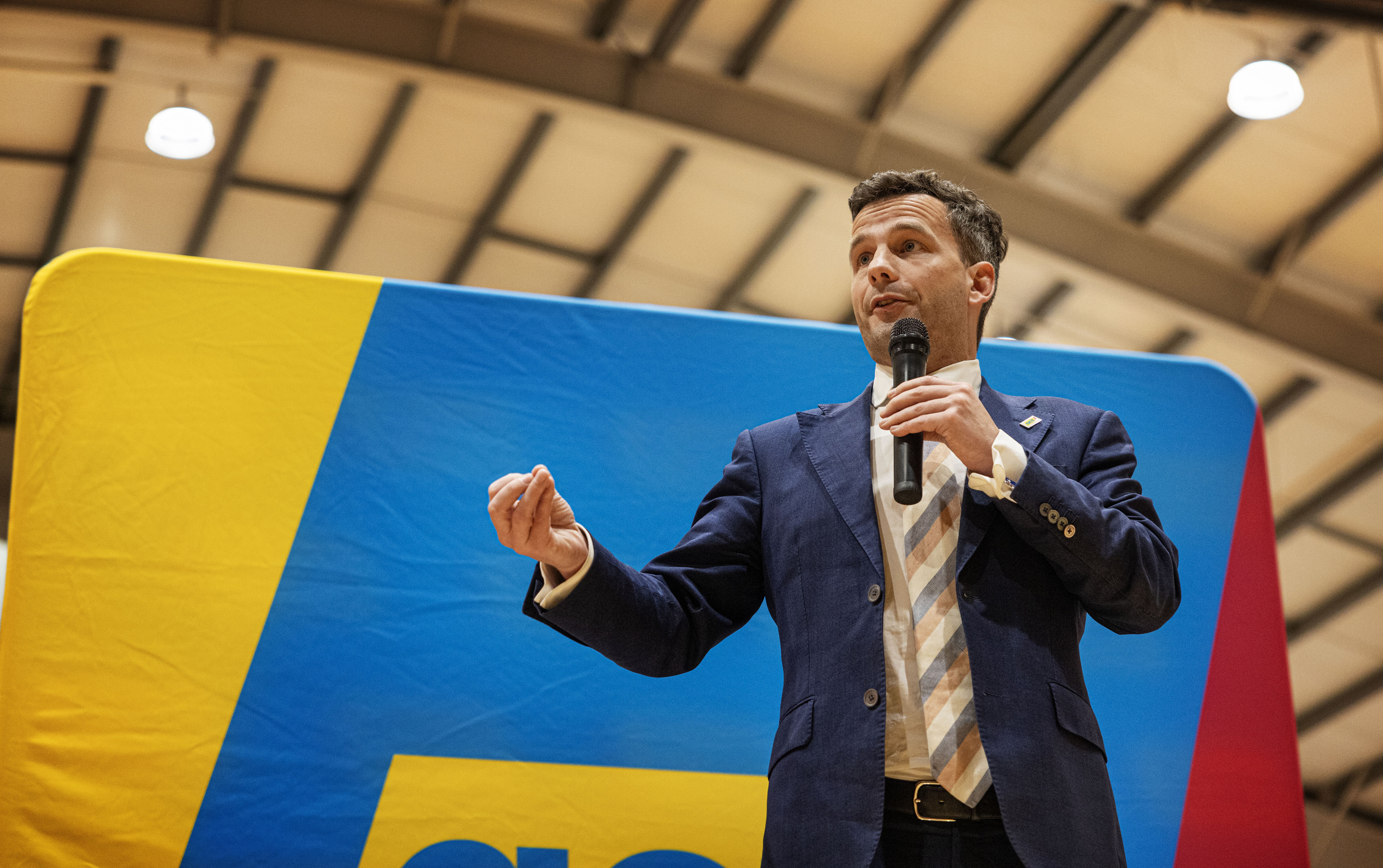 Act leader David Seymour speaking at a public meeting in Te Awamutu. Photo / Mike Scott.