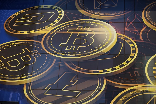 Scammers gained remote access to the victim's computer then transferred $224,000 to an EasyCrypto account to purchase Bitcoin. 