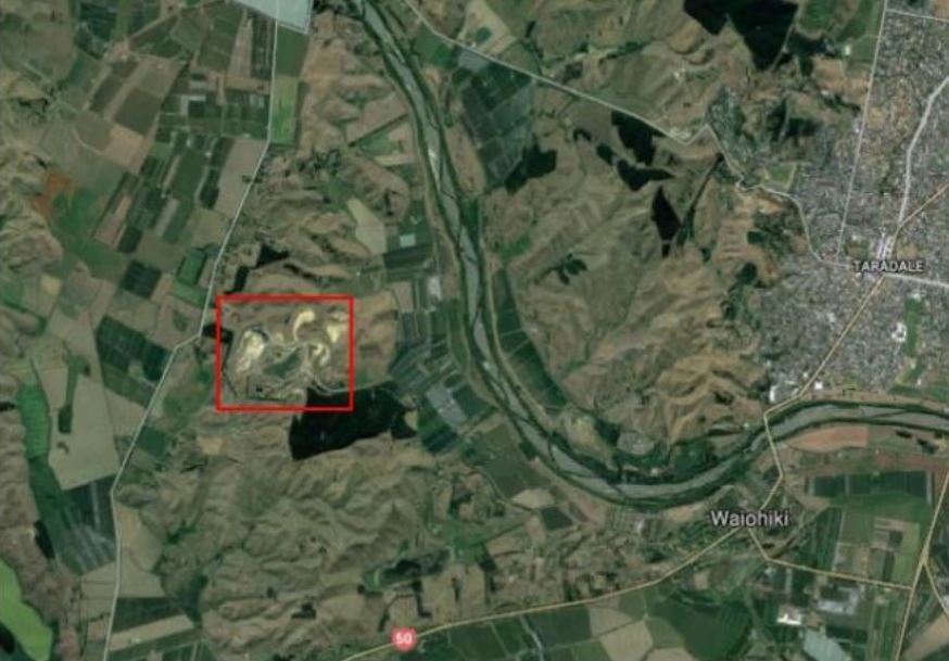 The 179-hectare Ōmarunui Landfill is located about 5 kilometres west of Taradale. 