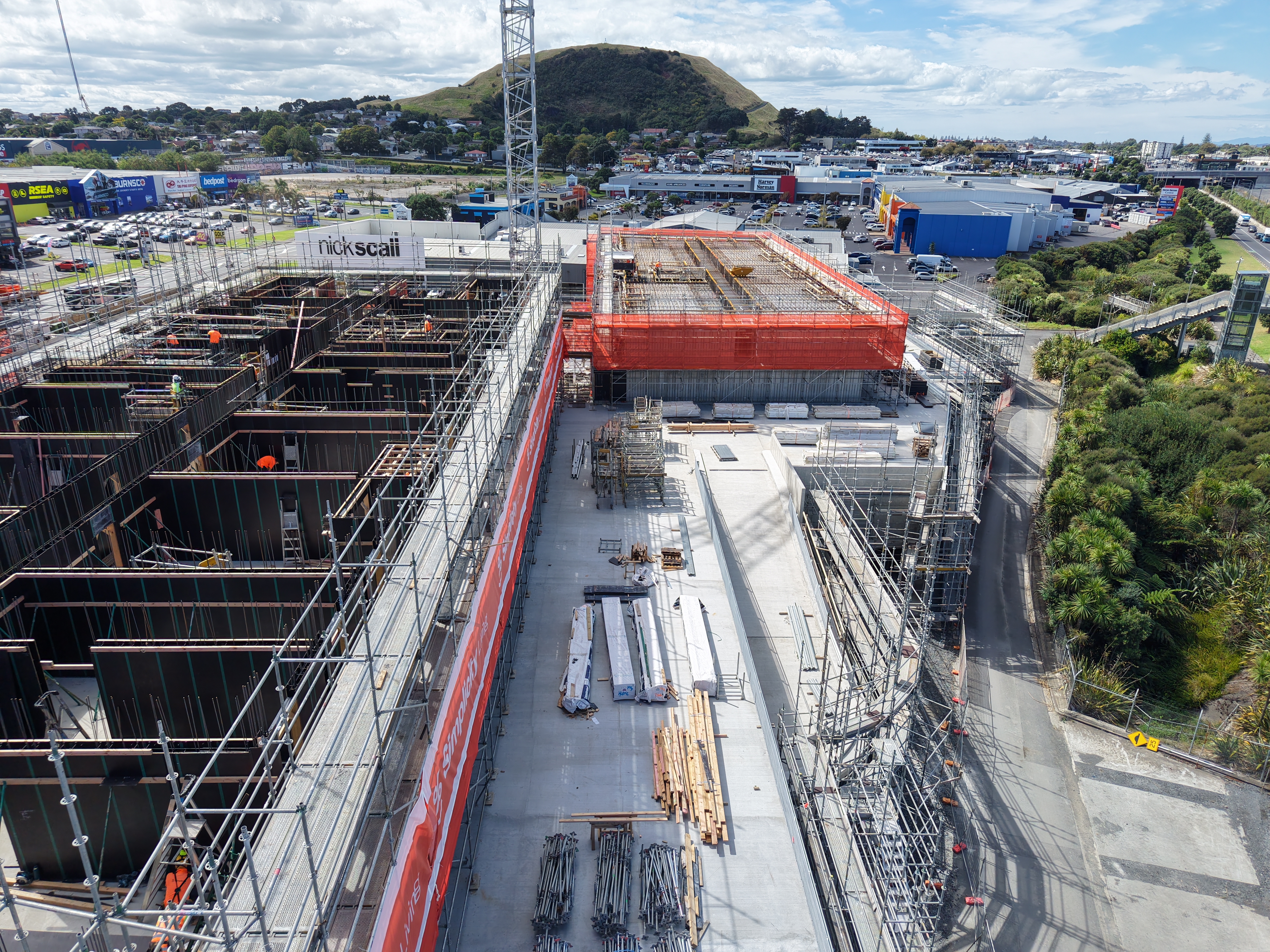 Construction of the new Te Reiputa apartments with Mt Wellington in the background. Photo / Simplicity Living