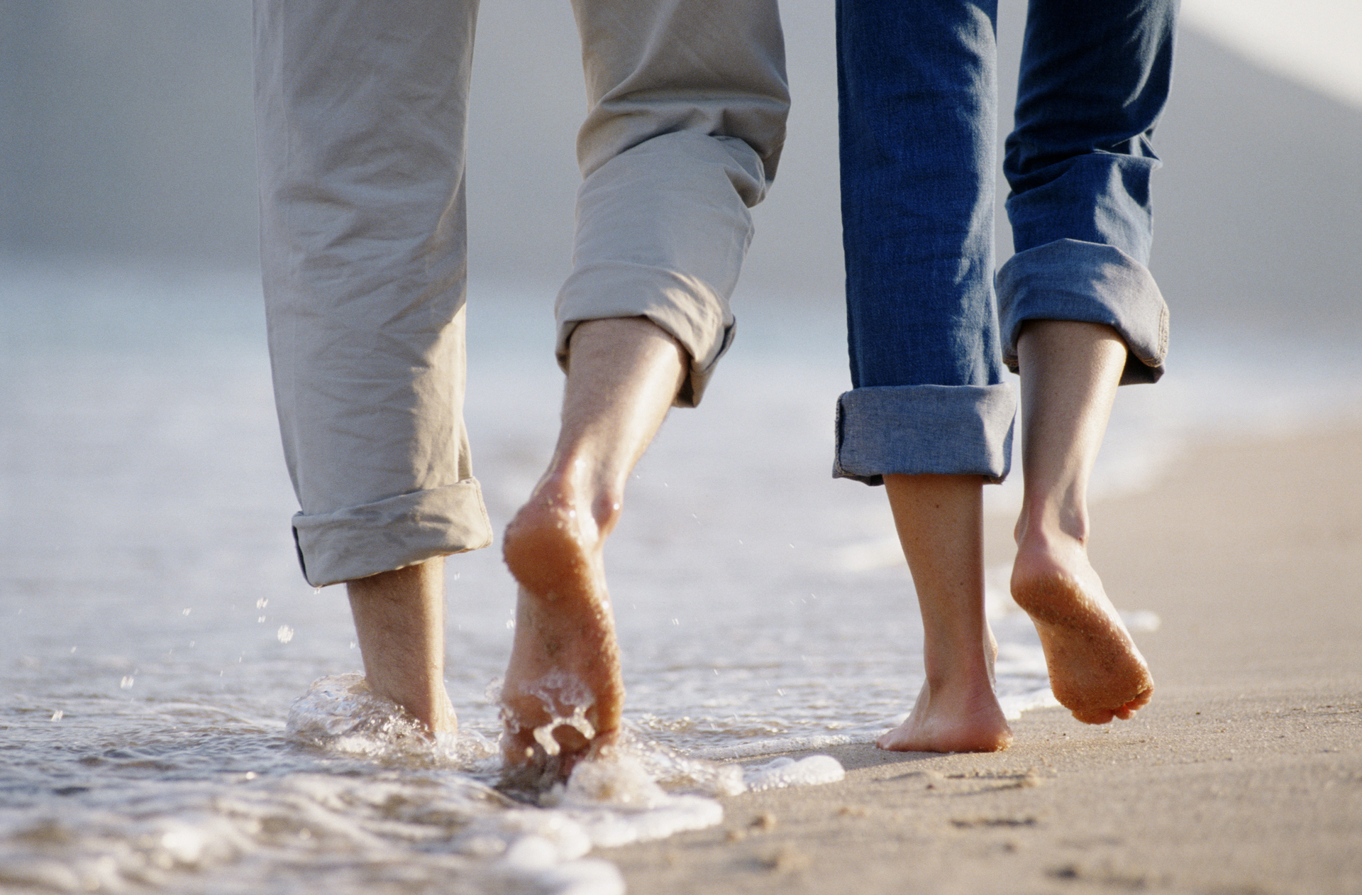 Feet of woman reveal husband's future! - KalingaTV