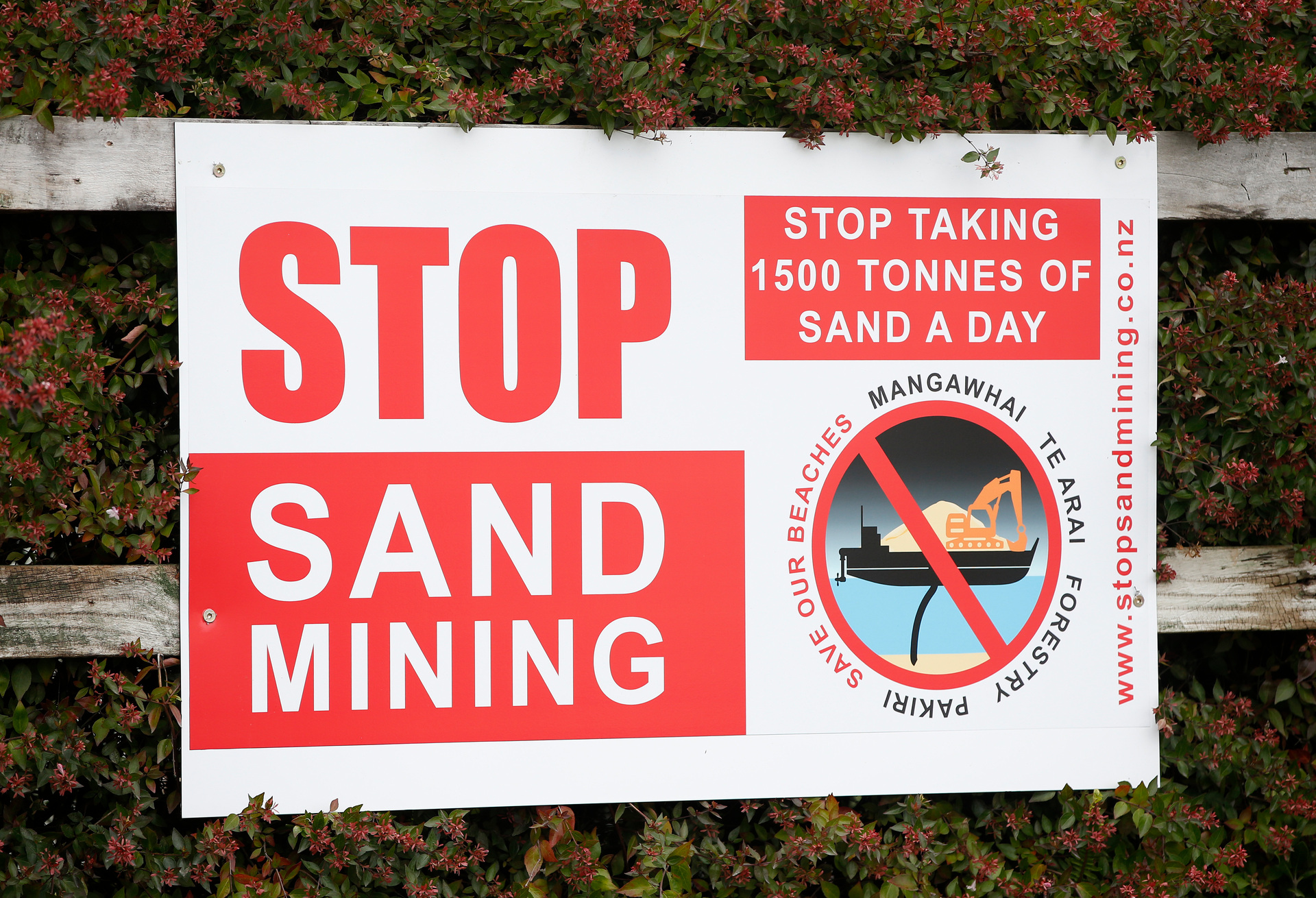Stop Sand Mining signage at Mangawhai. 