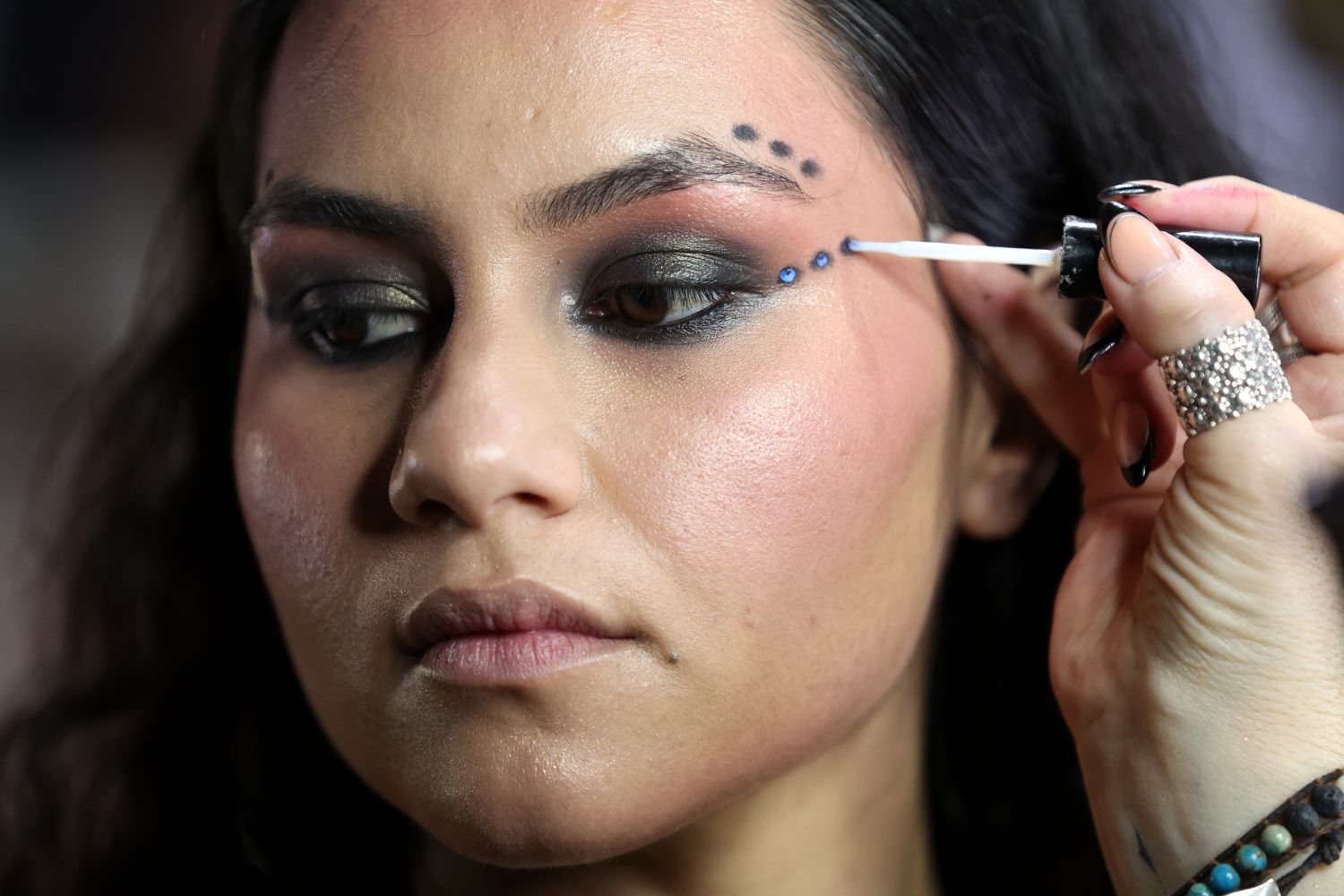 A sultry, smoky eye was the order of the day at Go Media Miromoda. Photo / Getty Images