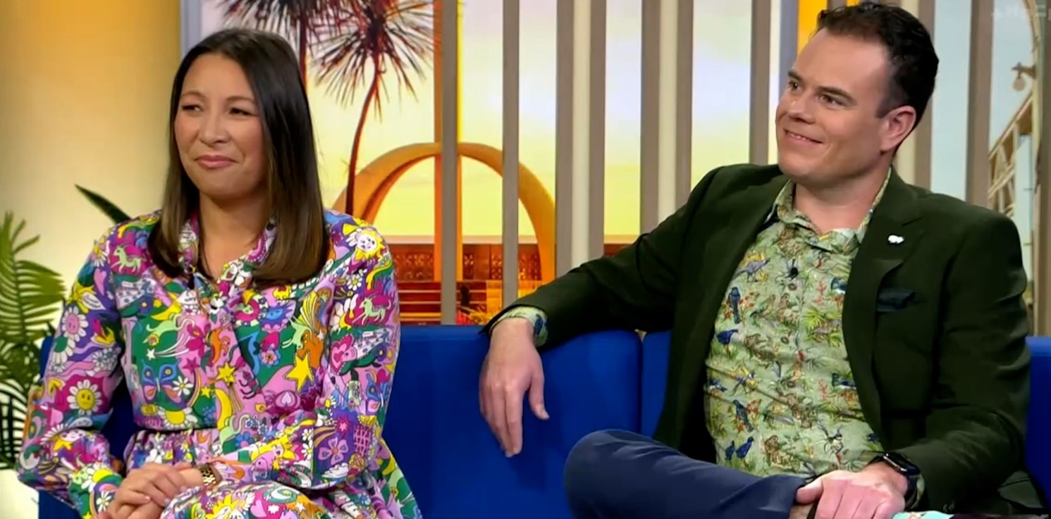 Former AM hosts Lloyd Burr and Melissa Chan-Green.