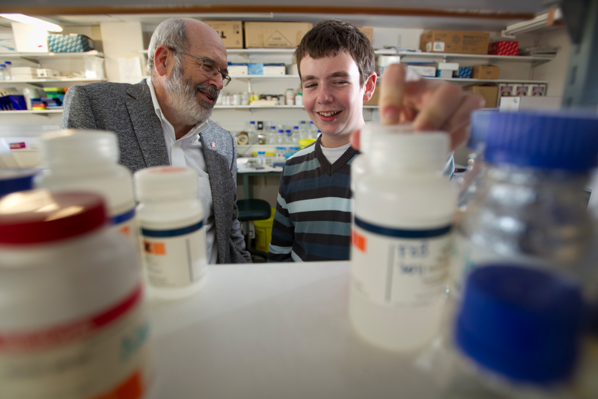 Gluckman chats with an aspiring scientist Connor McCormick, then 13, in 2011. Photo / File