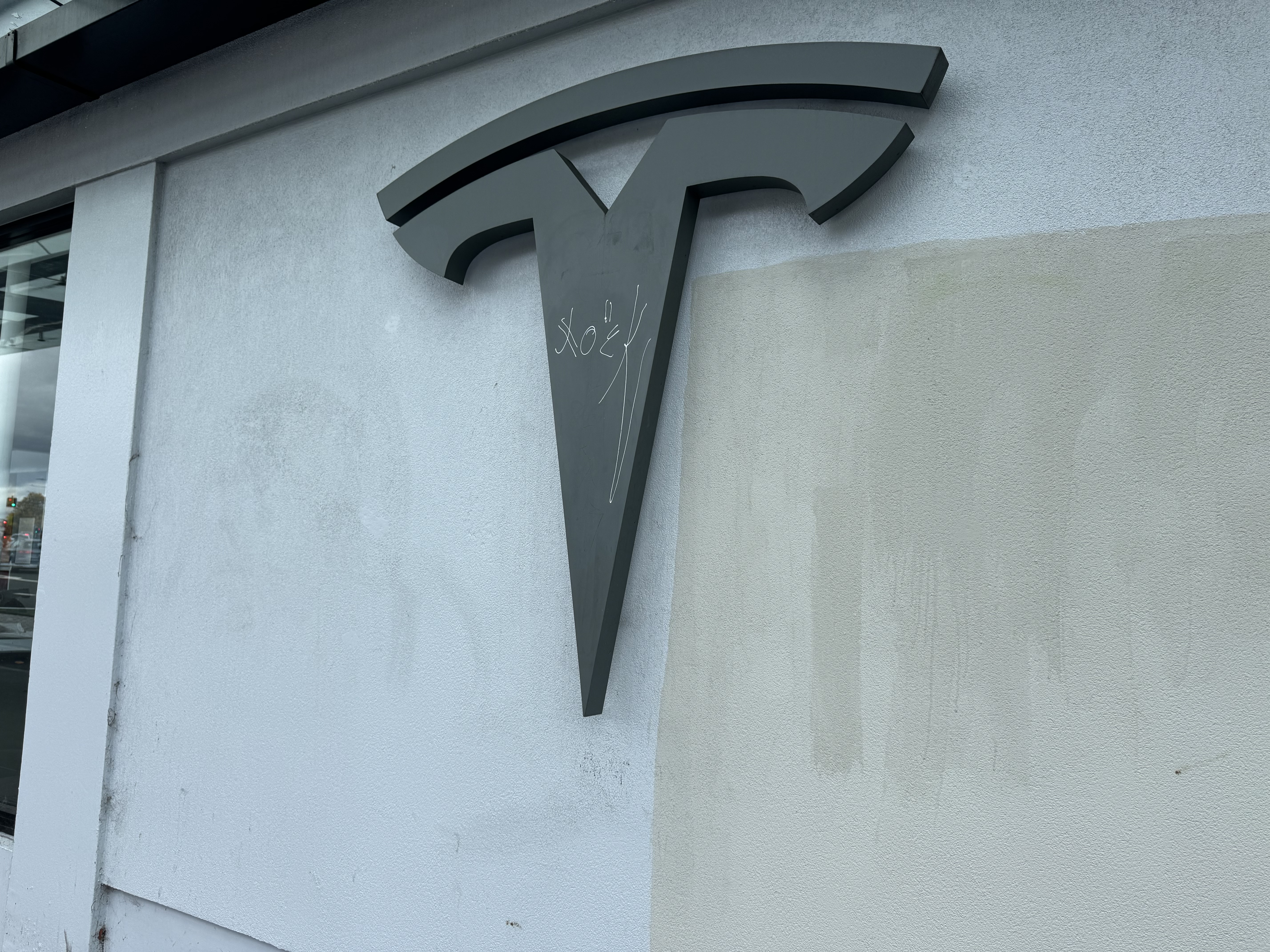Tesla closed its Central Auckland showroom and service centre this week. Photo / Herald staff