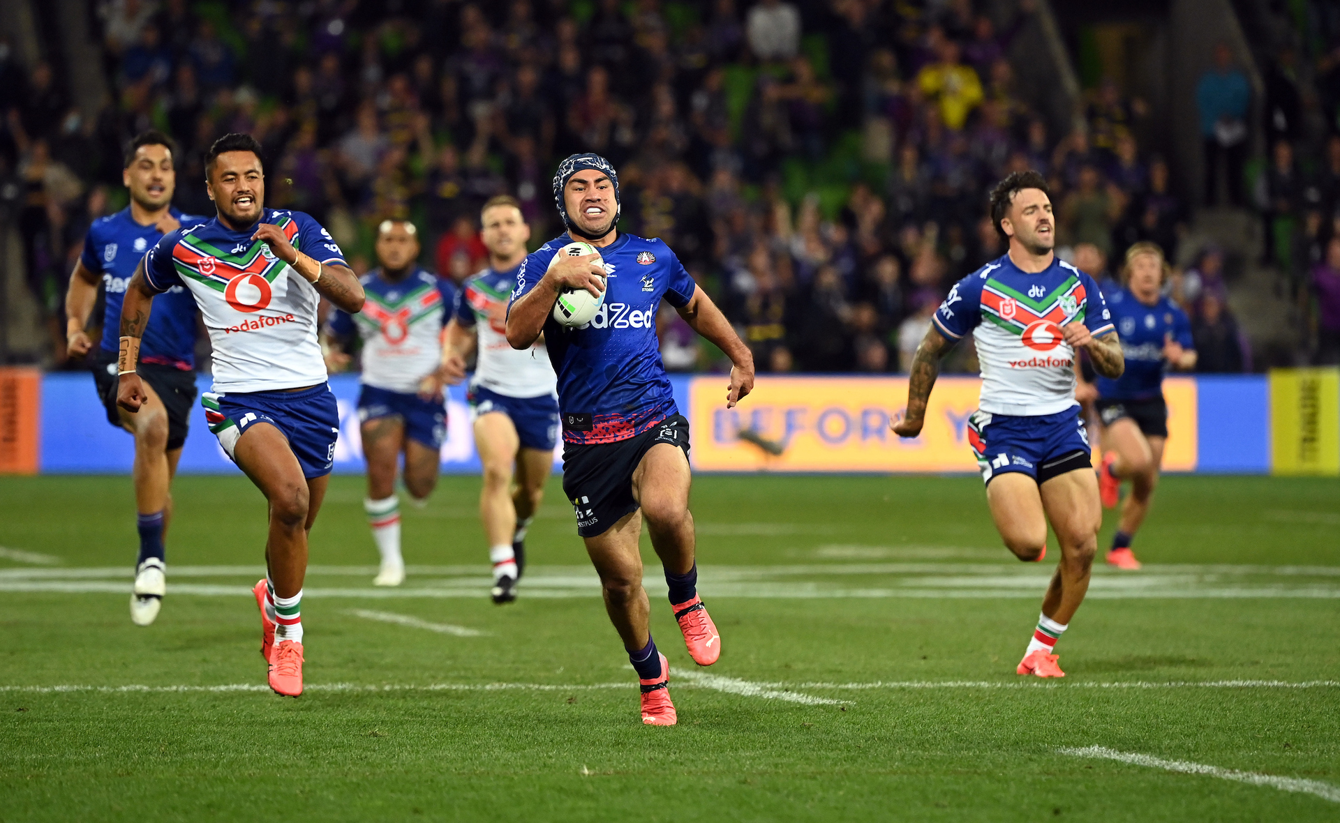 Jahrome Hughes scores against the Warriors. Photo / Photosport
