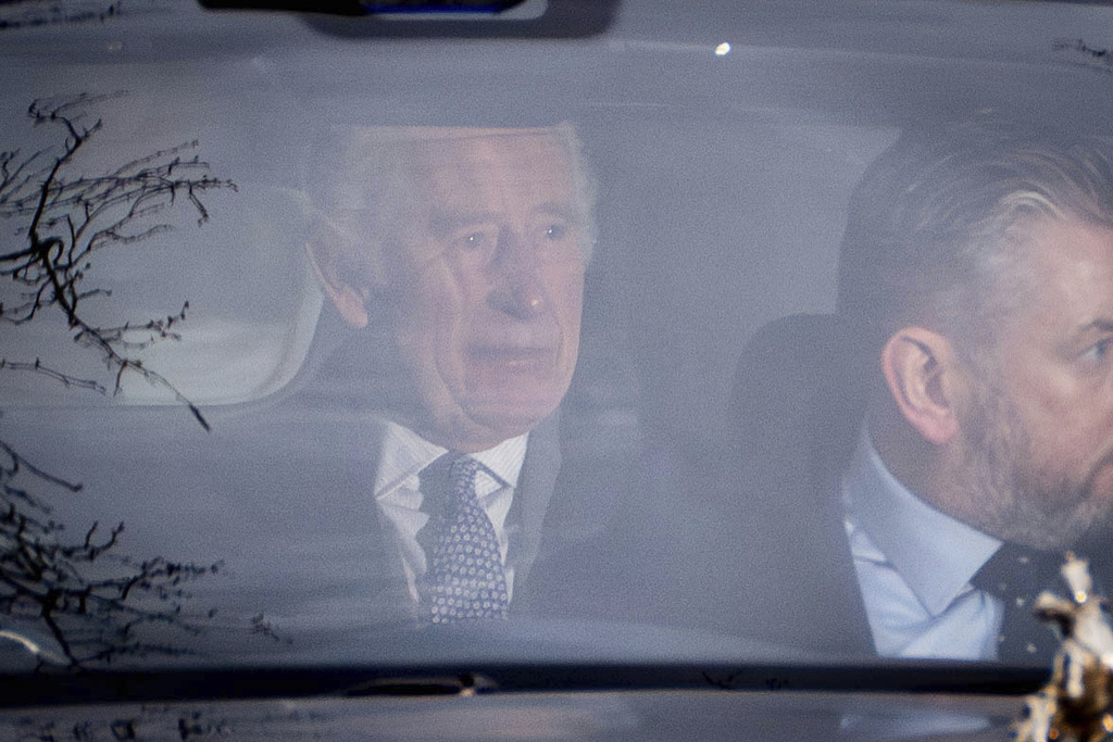 King Charles leaves Clarence House on his way to Sandringham earlier this morning, NZ time, following a brief meeting with his son Prince Harry. Photo / AP