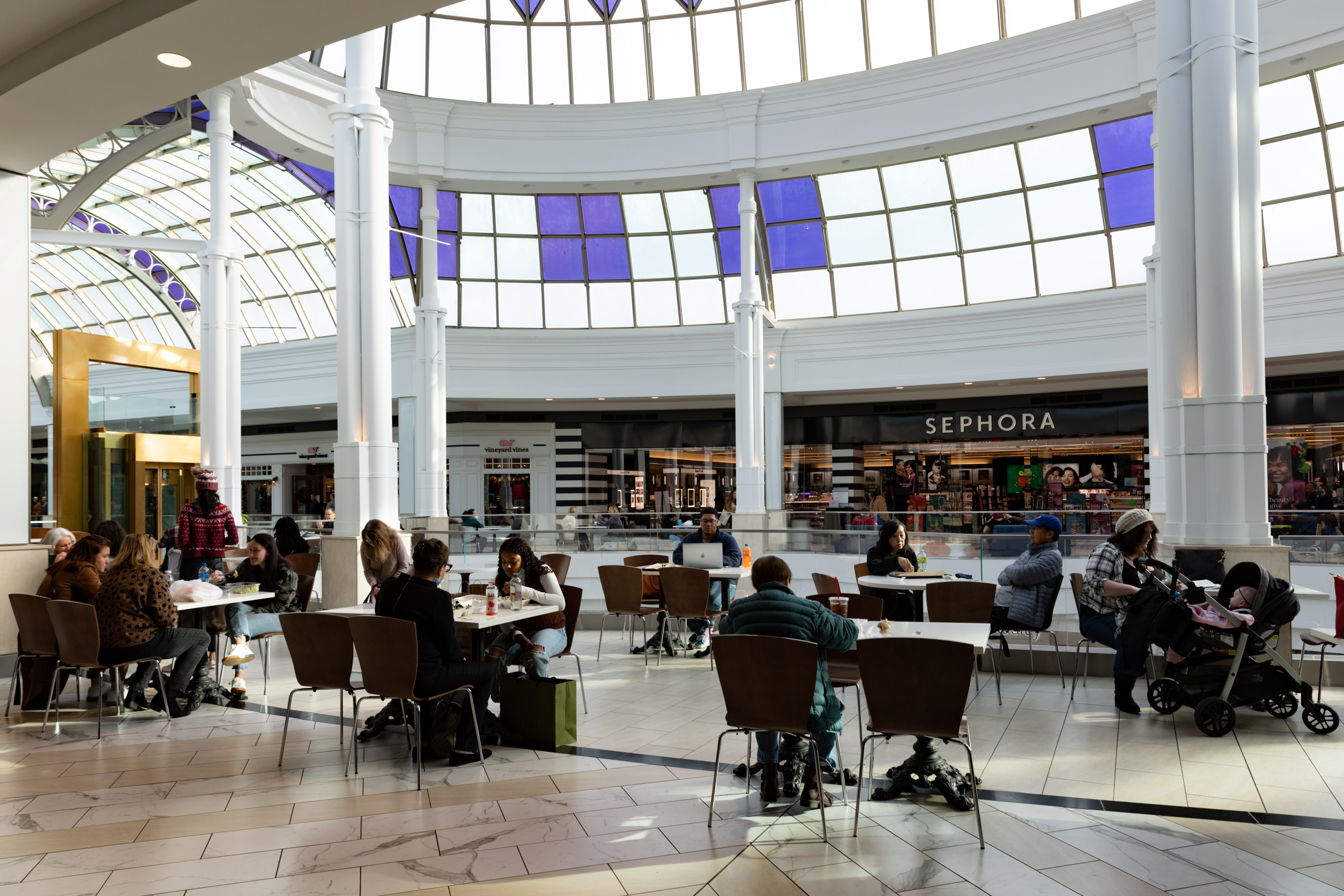 Shoppers at the King of Prussia mall in Pennsylvania in late 2021. Photo / Getty Images