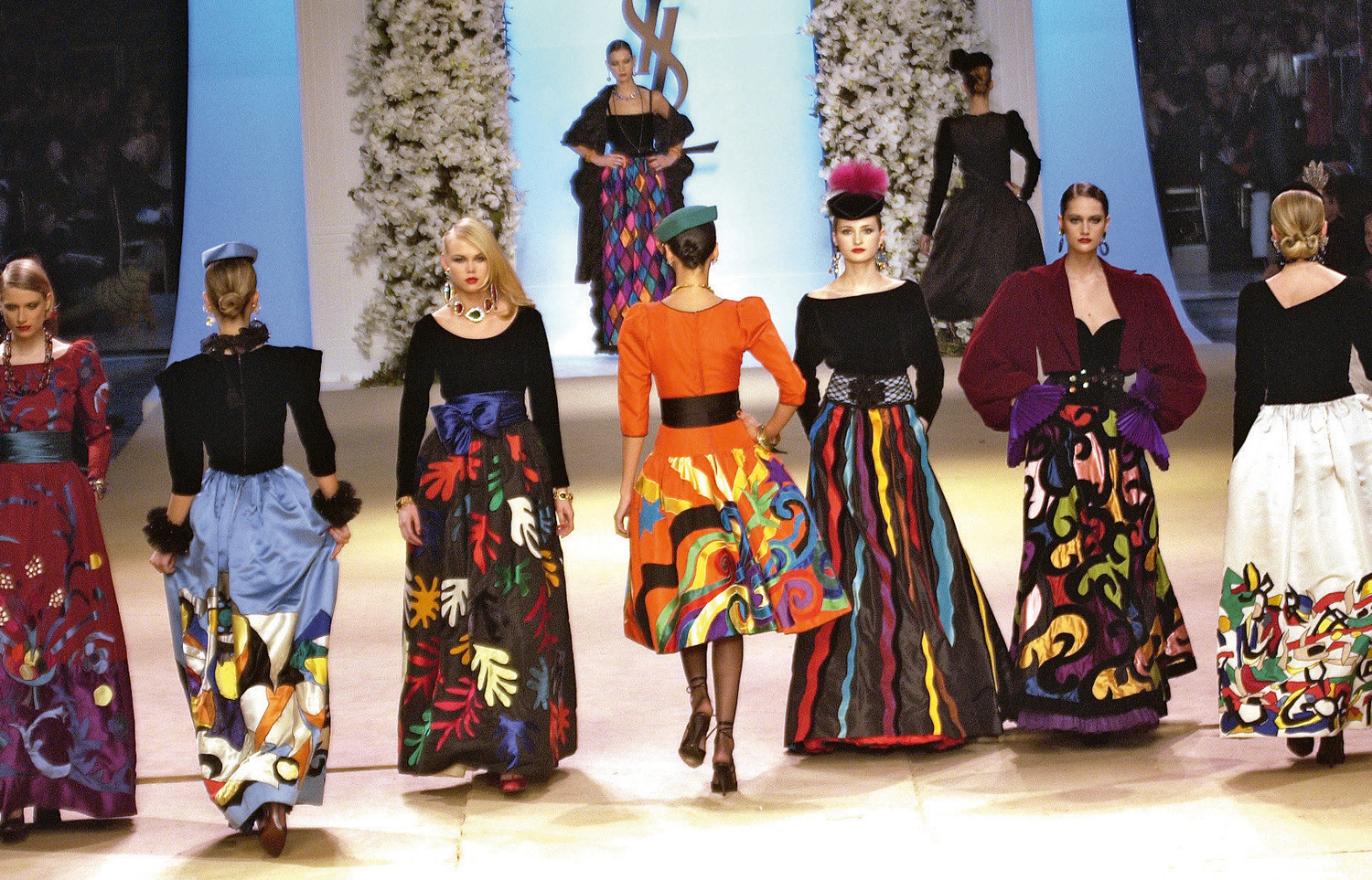 YVES SAINT LAURENT CATWALK - The Complete Haute Couture