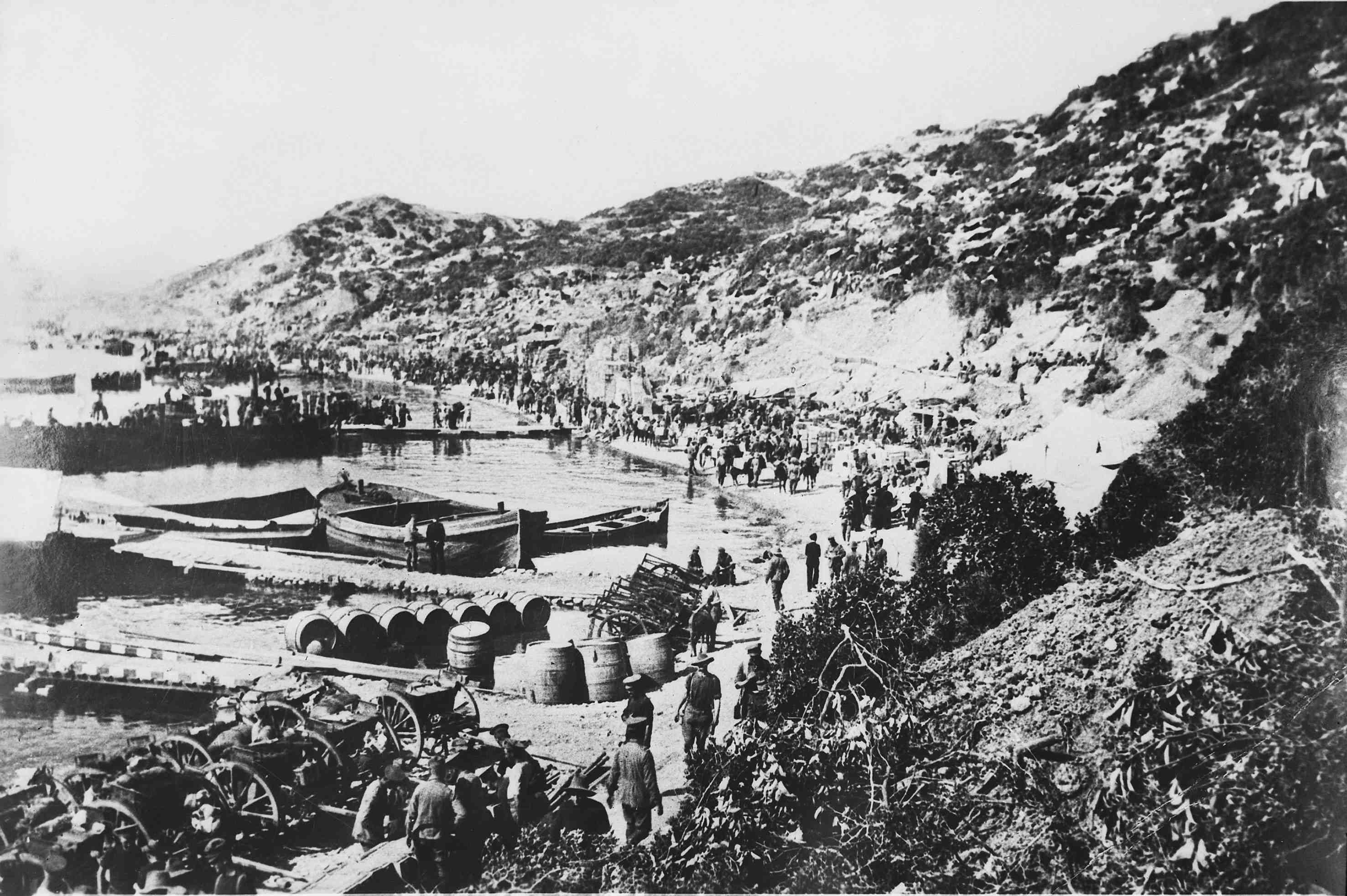 New Zealand and Australian soldiers land at Anzac Cove.