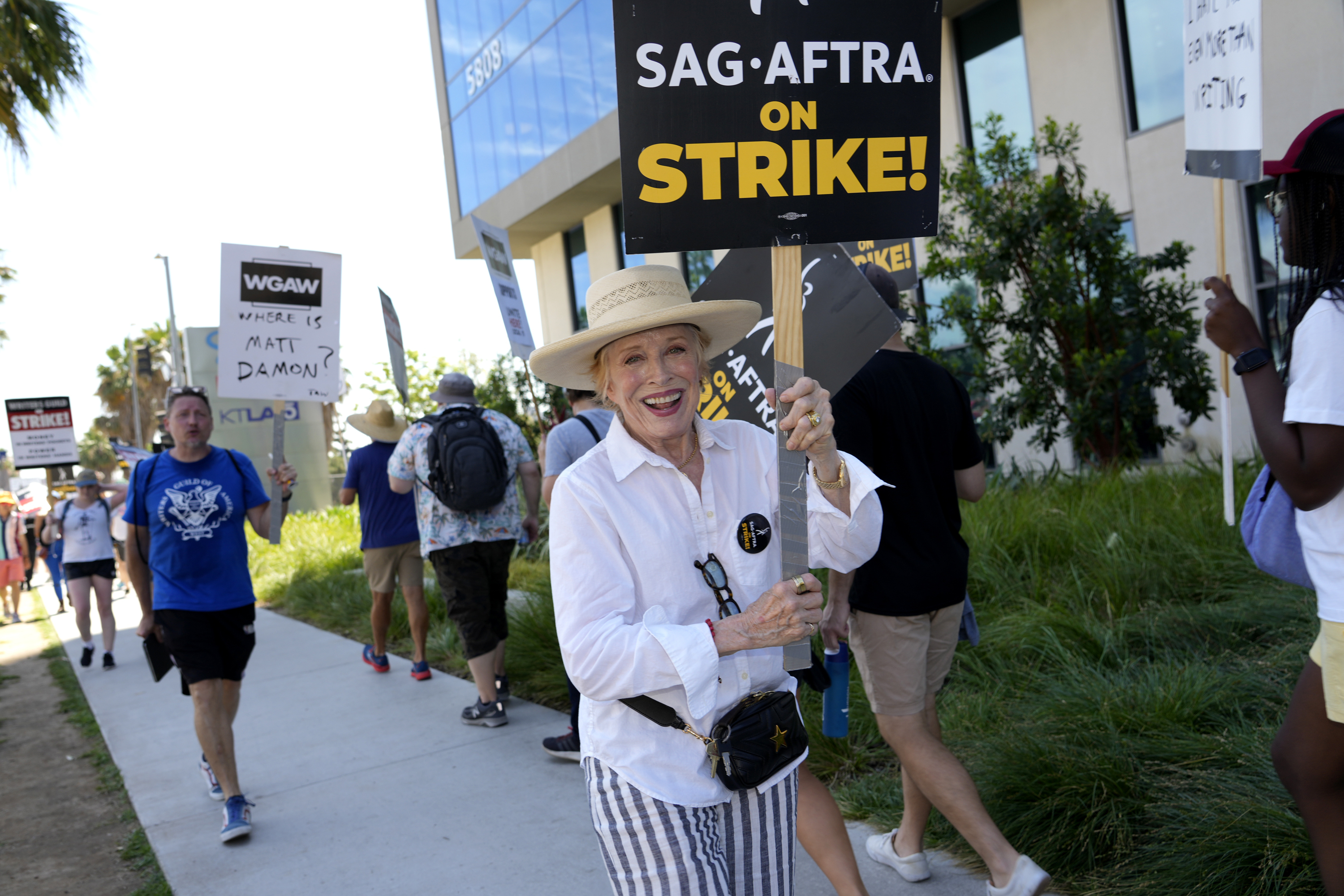 Actor Holland Taylor walks on a picket line outside the Netflix studios in Los Angeles.  Photo / AP