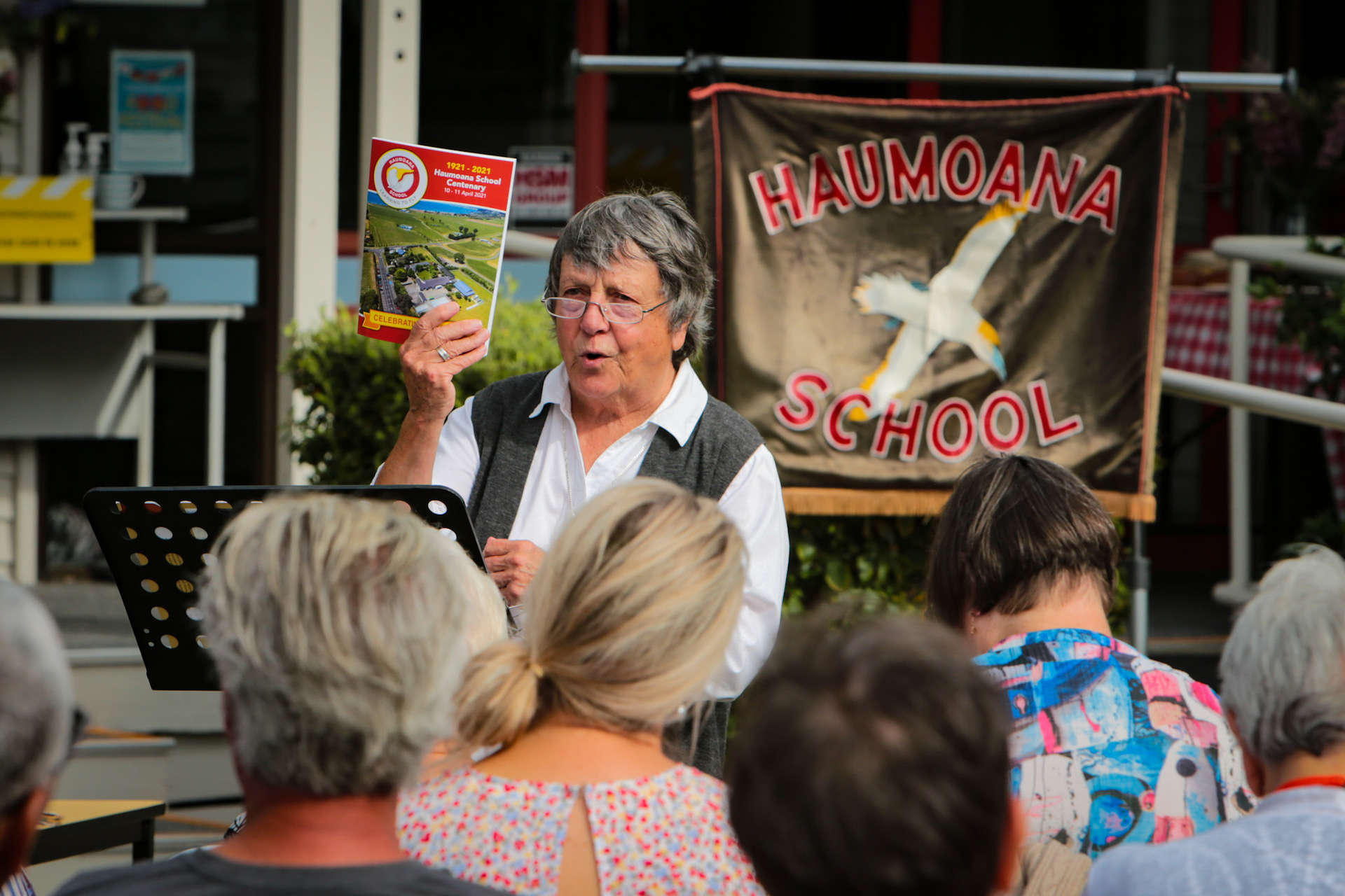 Local pastor Jo McGlashan from the St Francis Co-operating Church of Clive and Haumoana leads the final blessing ceremony of the celebrations on Sunday. Photo / Paul Taylor