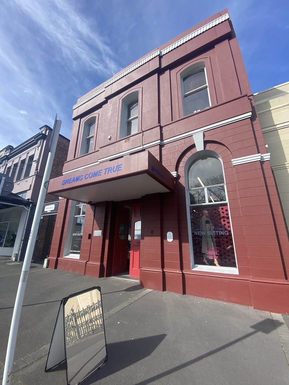 Gloria will close its doors on 8 Ponsonby Rd in April. The next few weeks will be an opportunity to buy the last remaining pieces from the designer's collections.