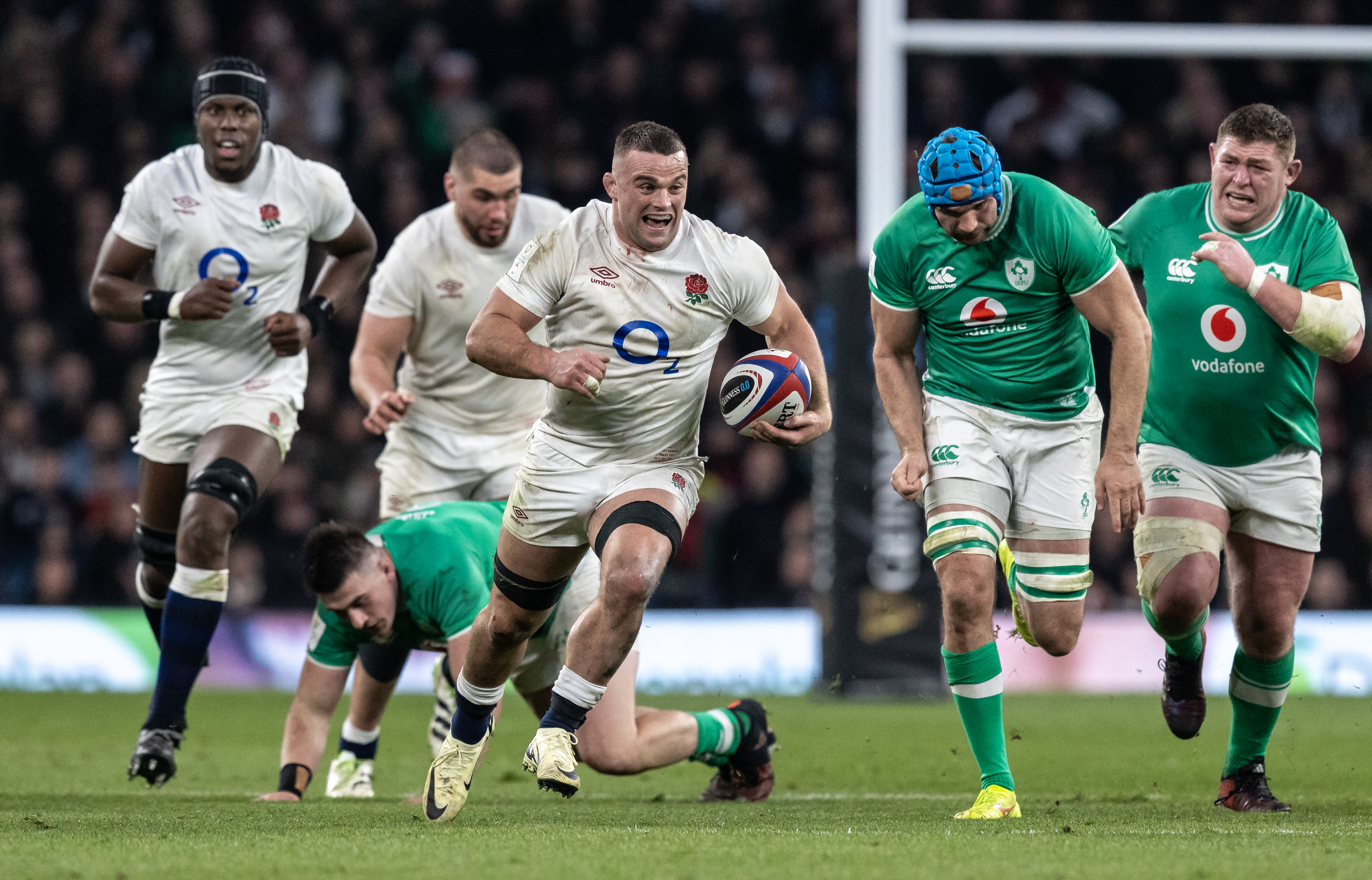 No 8 Ben Earl shapes up as a key member of the English squad. Photo / Getty Images