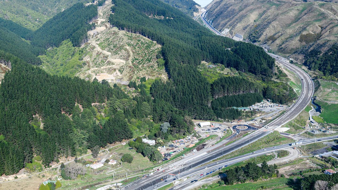 Transmission Gully was meant to open on September 27. Photo / Mark Mitchell 