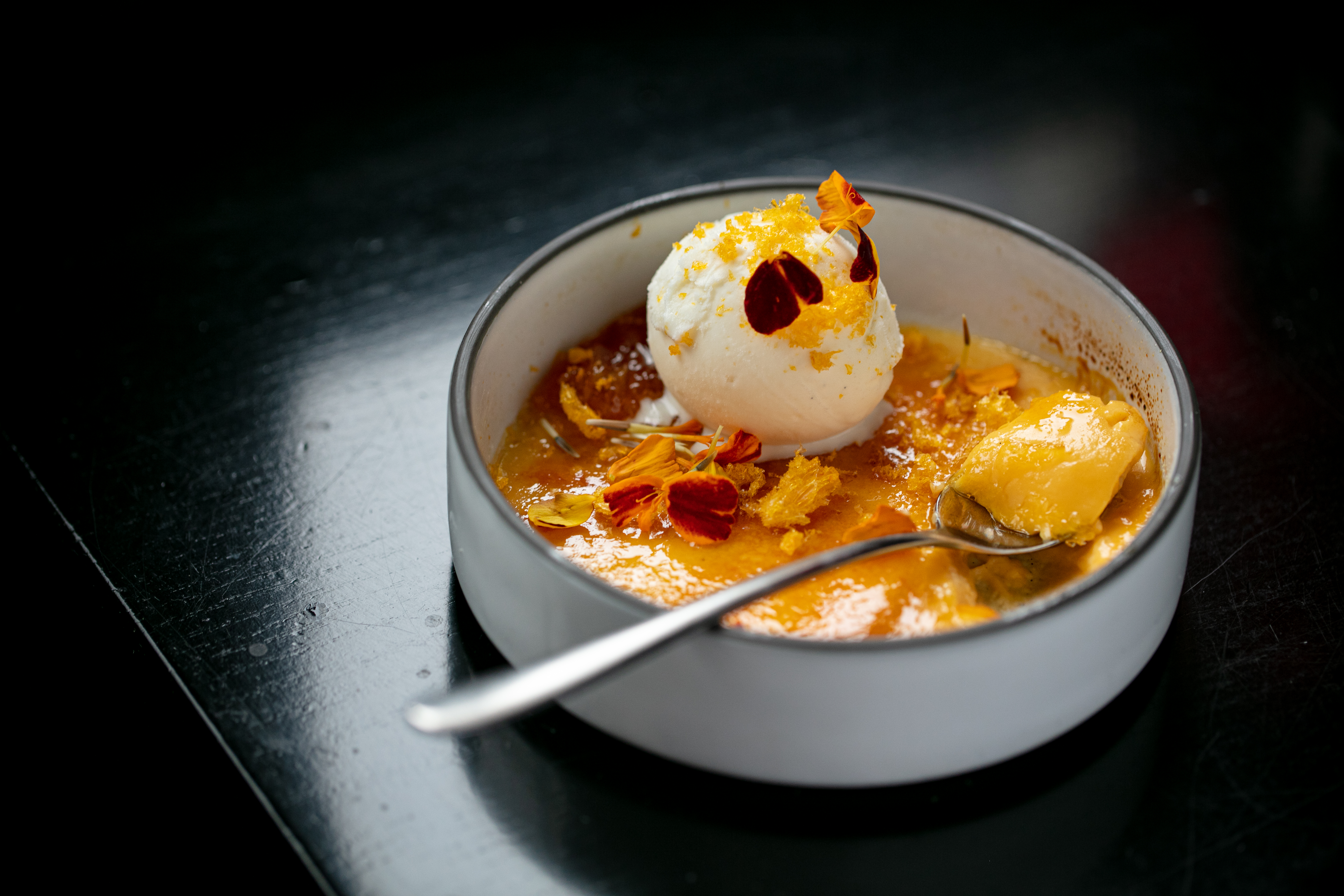 The creme brulee with mandarine marmalade and vanilla gelato. Photo / Babiche Martens