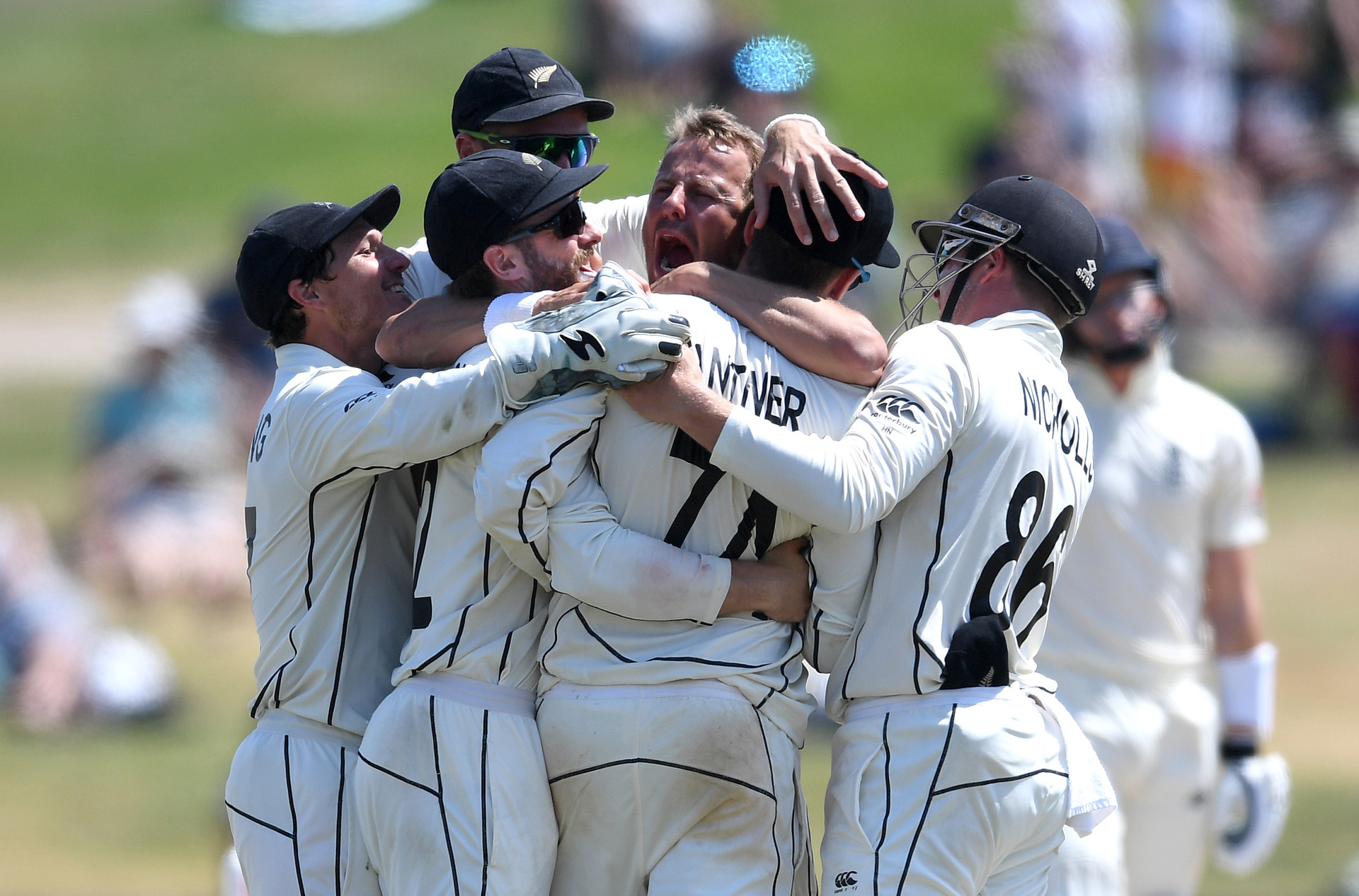 Cricket: Black Caps rip through England to continue record run