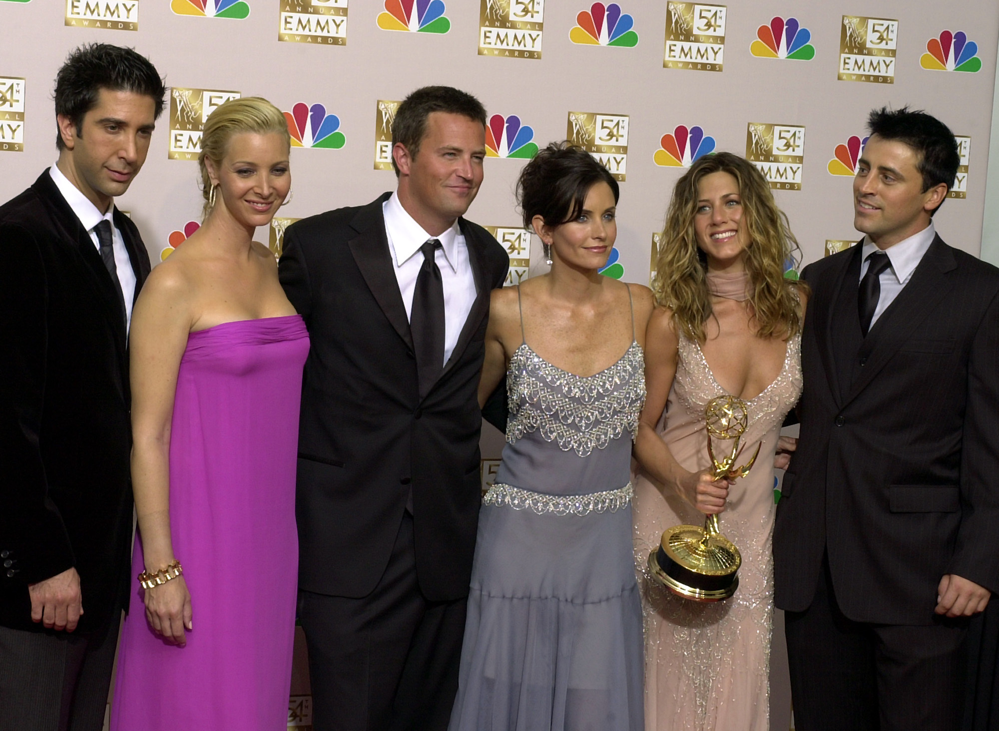Friends stars David Schwimmer, Lisa Kudrow, Matthew Perry, Courteney Cox, Jennifer Aniston and Matt LeBlanc. Photo / AP