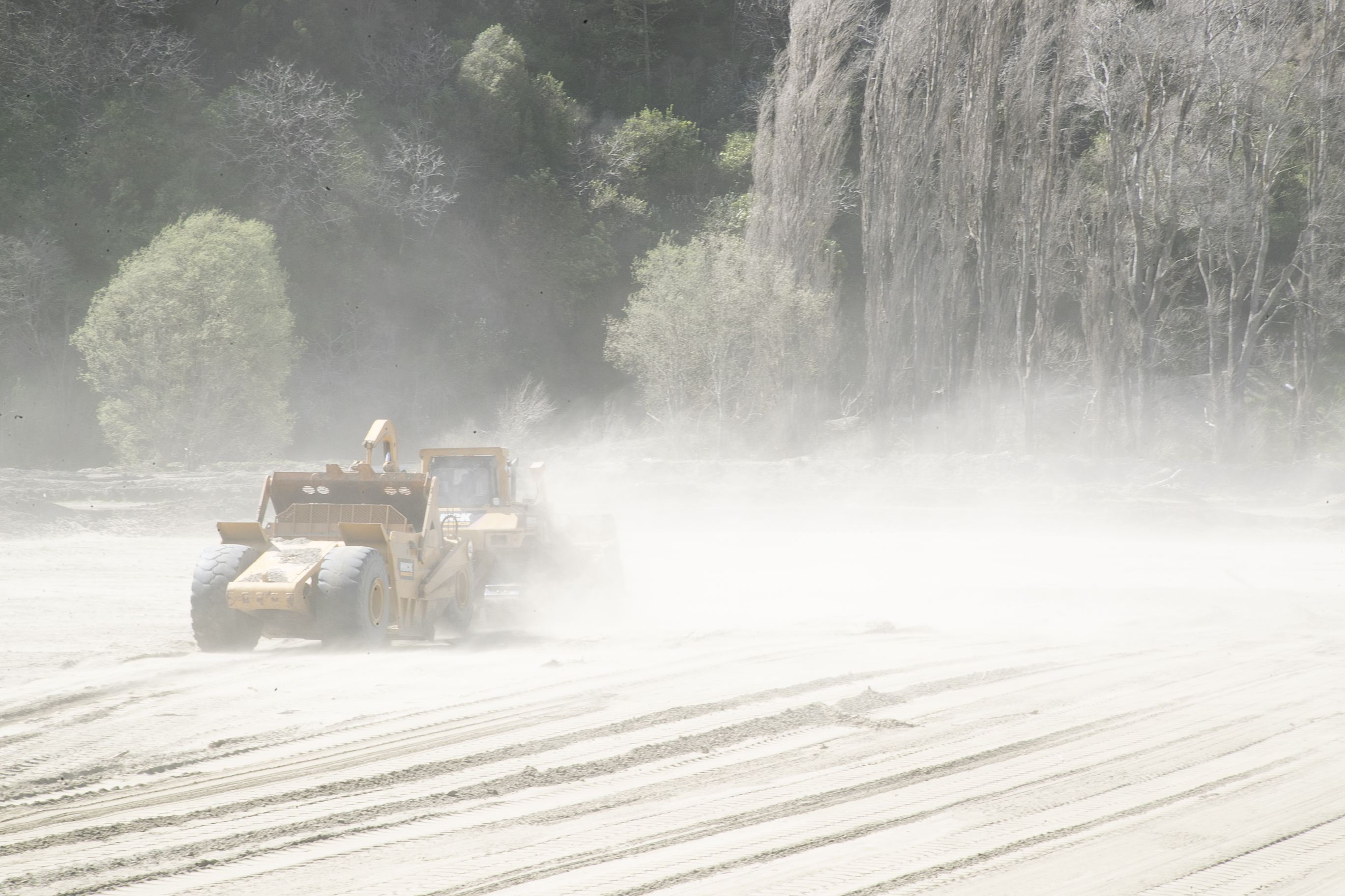 Westerly winds have been blowing silica dust - left from Cyclone Gabrielle's disastrous flooding - in Hawke's Bay's Esk Valley this month. Photo / Warren Buckland