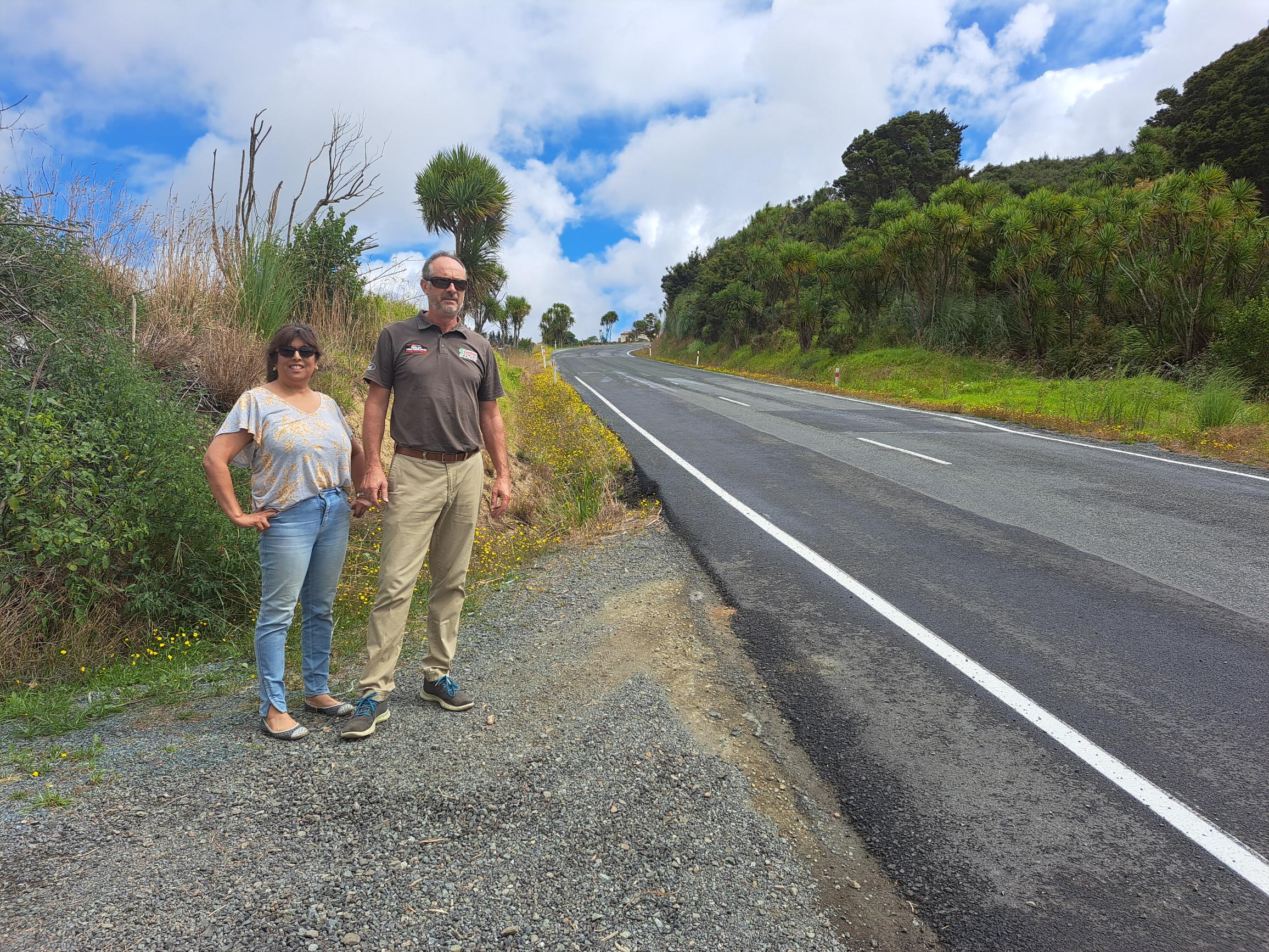 Paparoa-Oakleigh Rd residents Melanie and Russell Miller have stayed in Auckland with friends a few times to get away from the noisy detour route. Photo / Jenny Ling