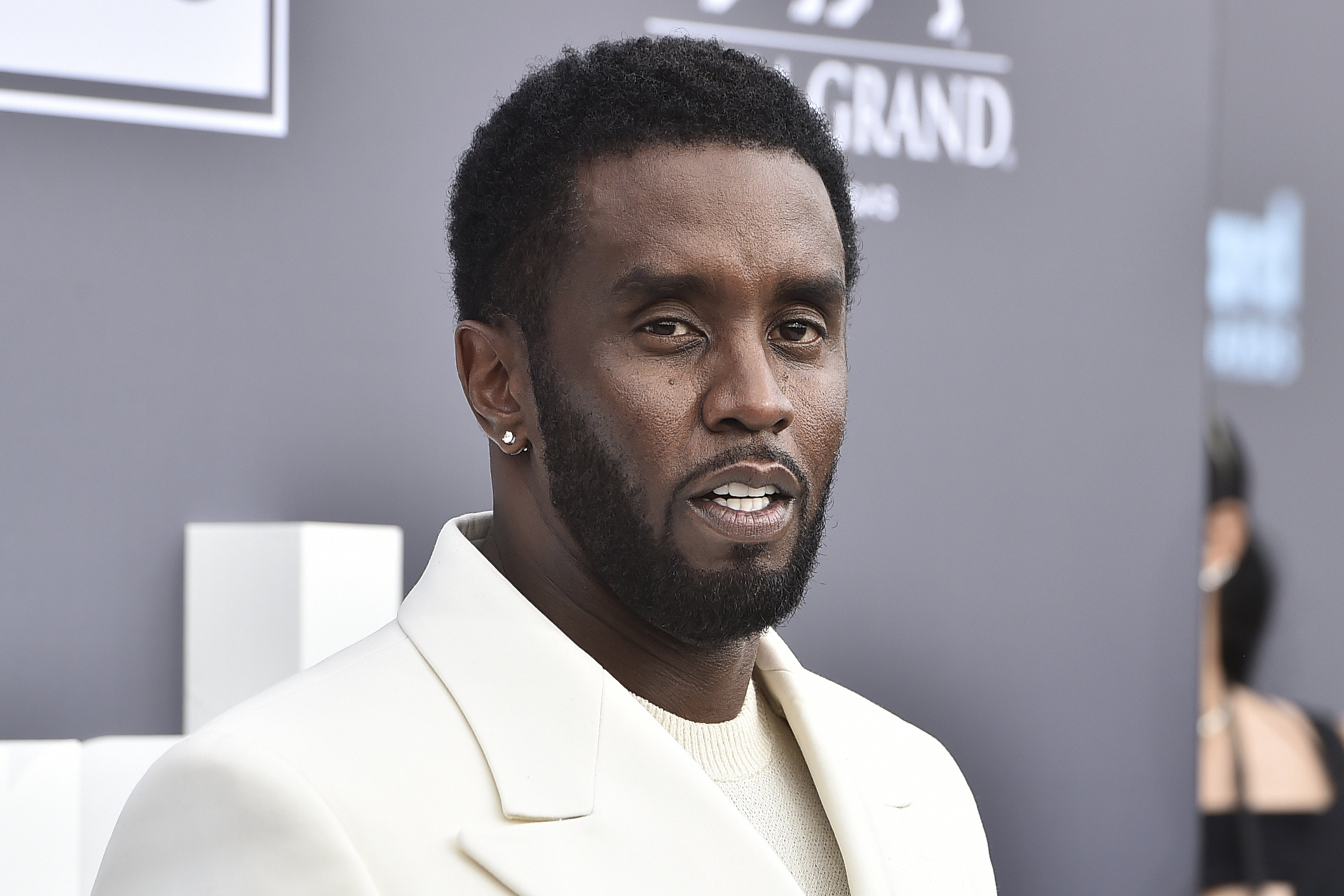 Sean “Diddy” Combs admitted that he beat his ex-girlfriend Cassie in a hotel hallway in 2016. Photo / AP