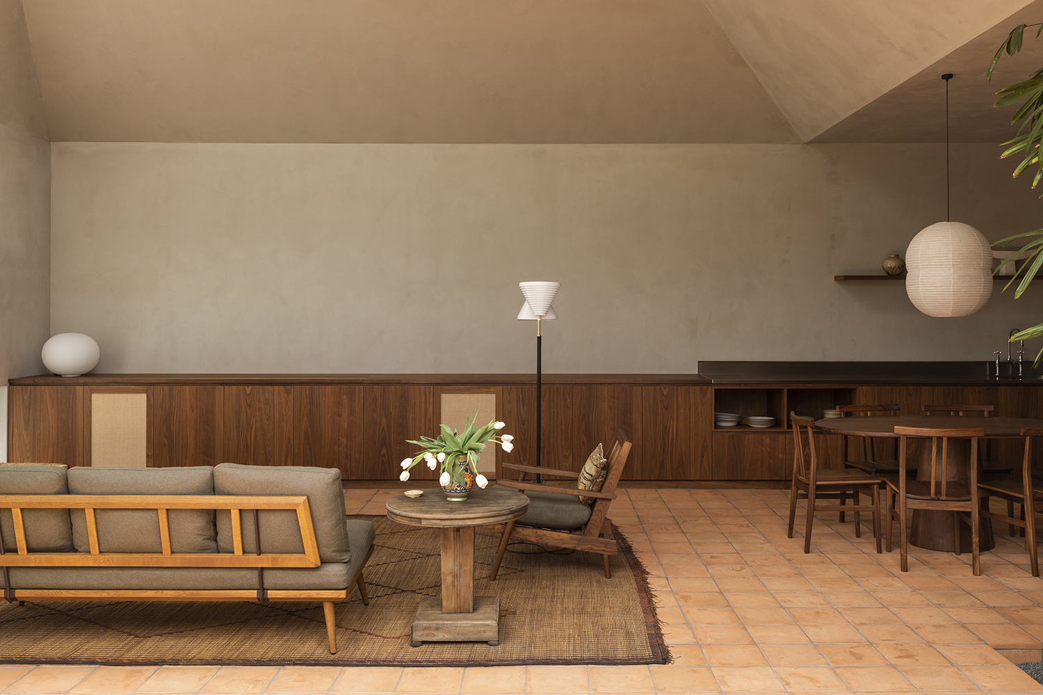 The Franklin Road house with interiors in collaboration with Jack McKinney. Photo / David Straight