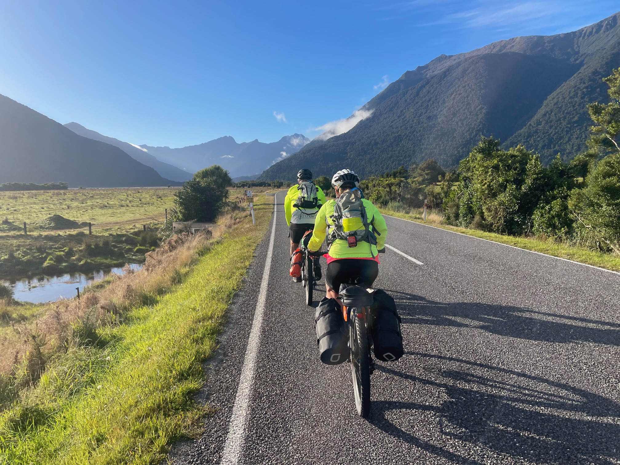 The Tour of Aotearoa spans 3000km, showcasing New Zealand’s scenic splendour. Photo / Mary Lambie