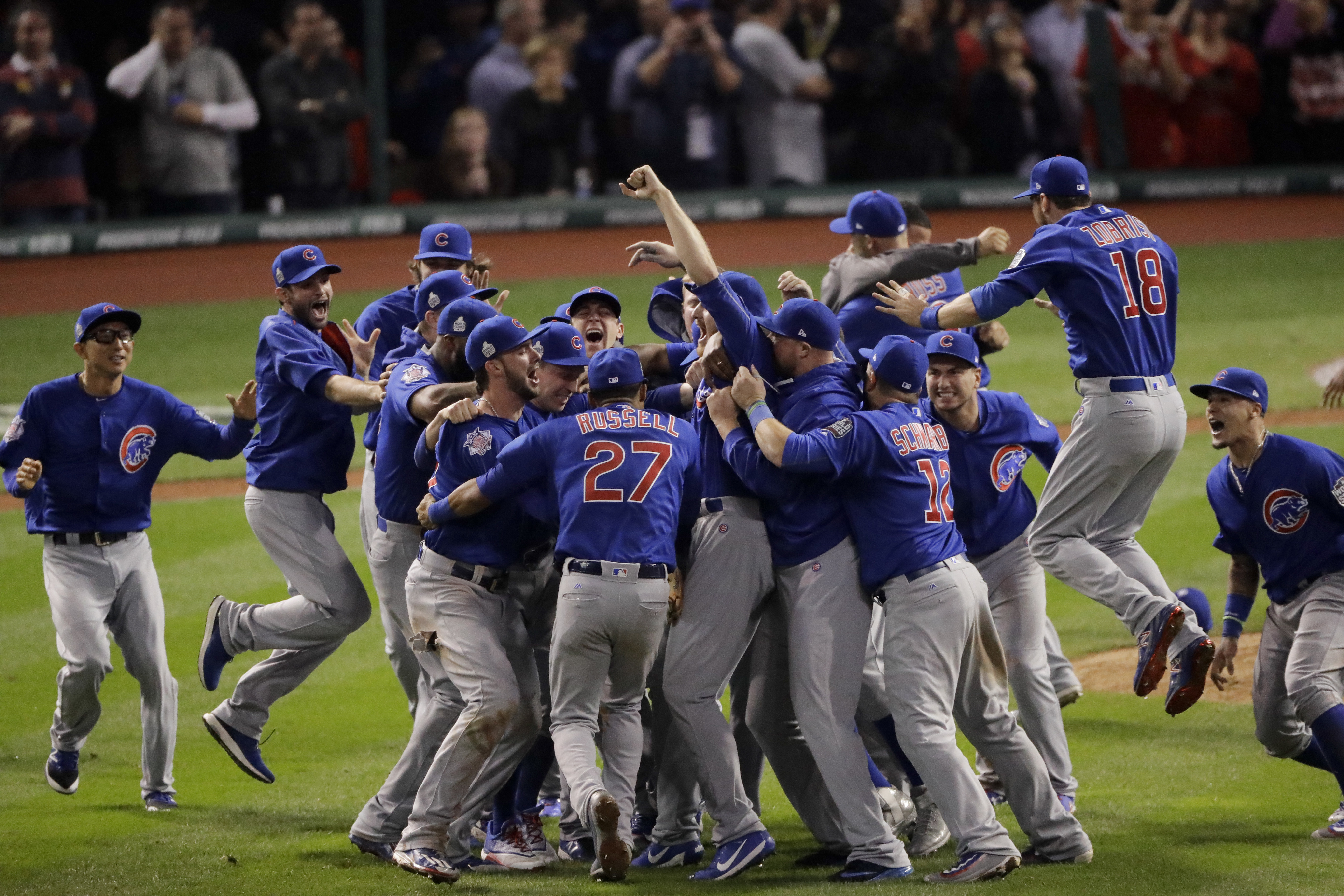 Winning helps Chicago Cubs fans forgive Bartman 12 years later