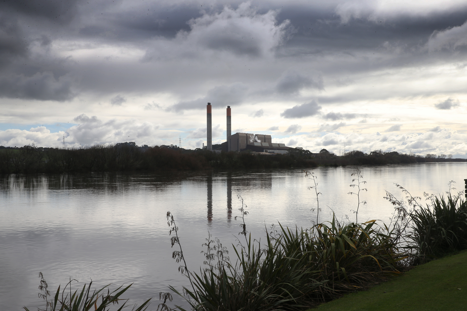 The Huntly Power Station has Genesis' last coal-burning generators, and is a critical supplier of back-up electric power. Photo / Doug Sherring
