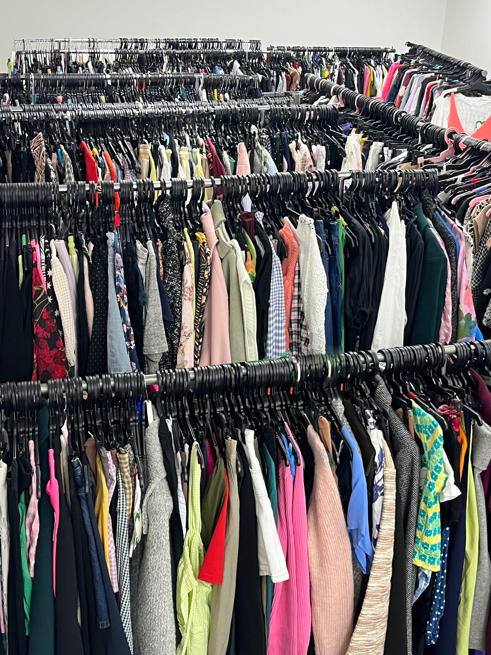 Nearly 1000 garments were returned this month to the Ruby HQ to be re-sold on Friday 24 November, as part of the Take B_ack Friday with Ruby Says Recycle initiative.