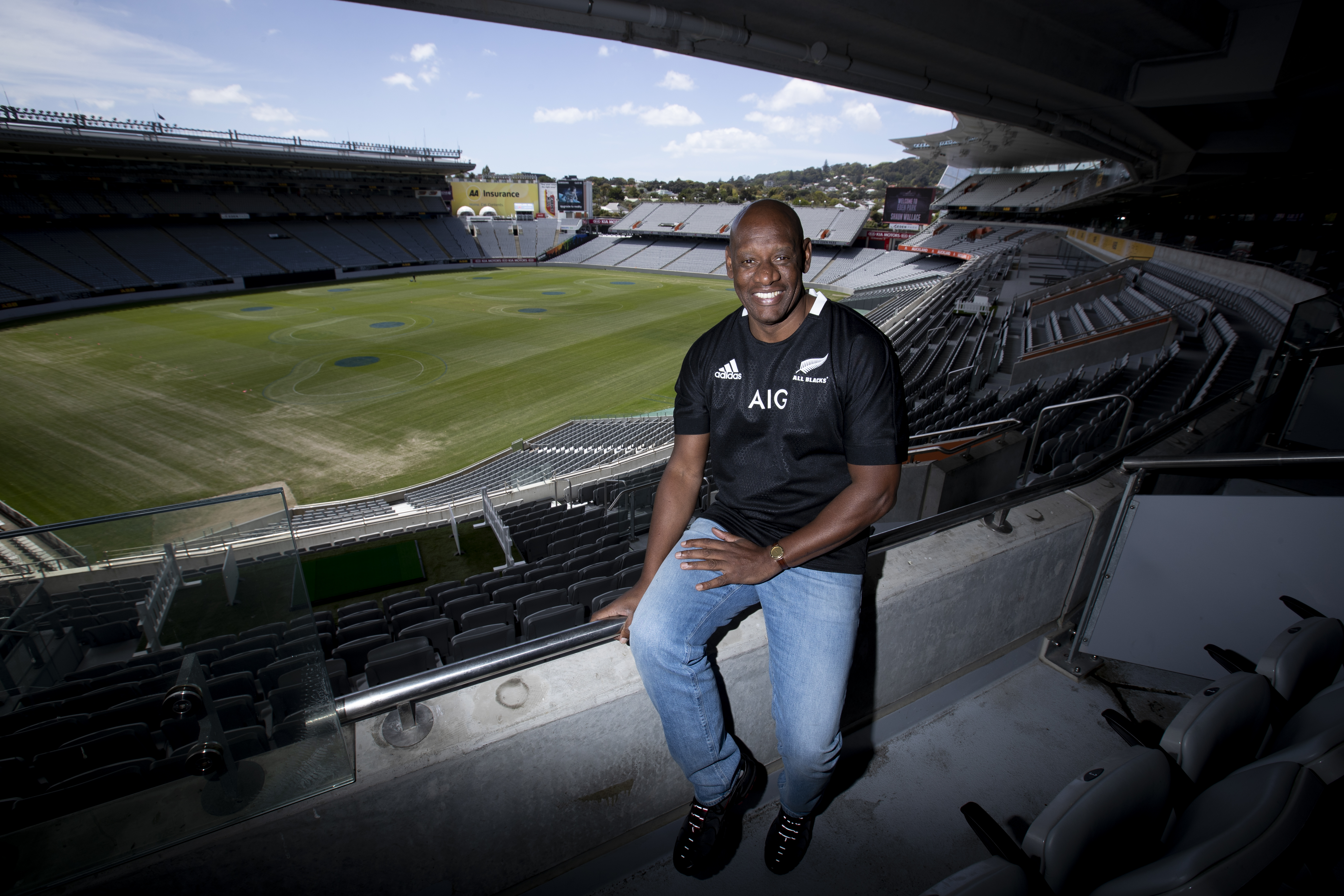 The Chase star Shaun Wallace, whose favourite rugby team is the All Blacks, will be in Hastings later this month.