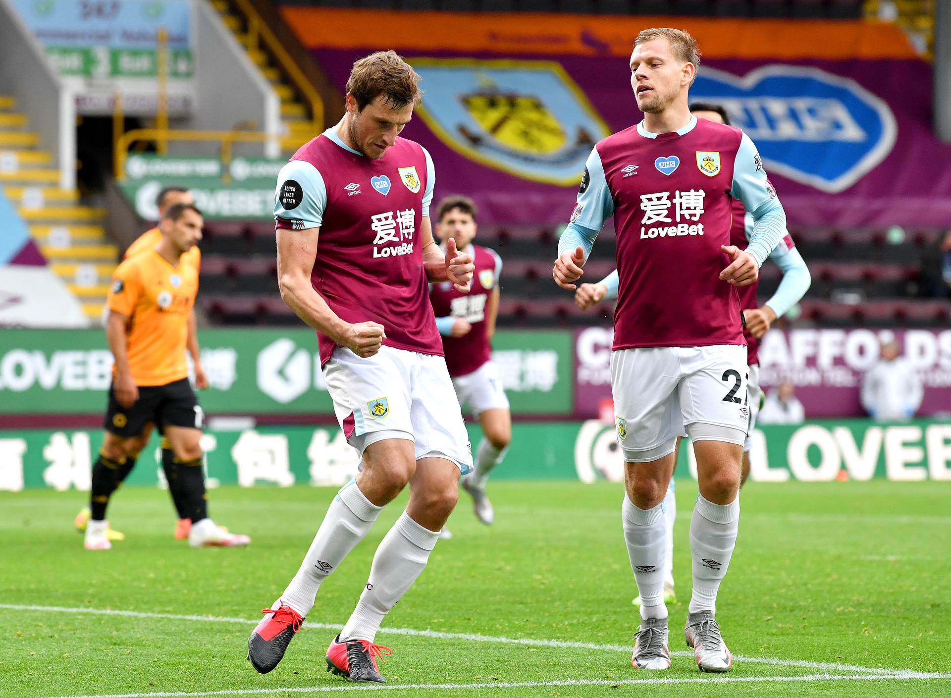 Chris Wood of Burnley celebrates after he scores his sides first goal from the penalty spot during the Premier League match between Burnley FC and Wolverhampton Wanderers. Photo / Getty Images.