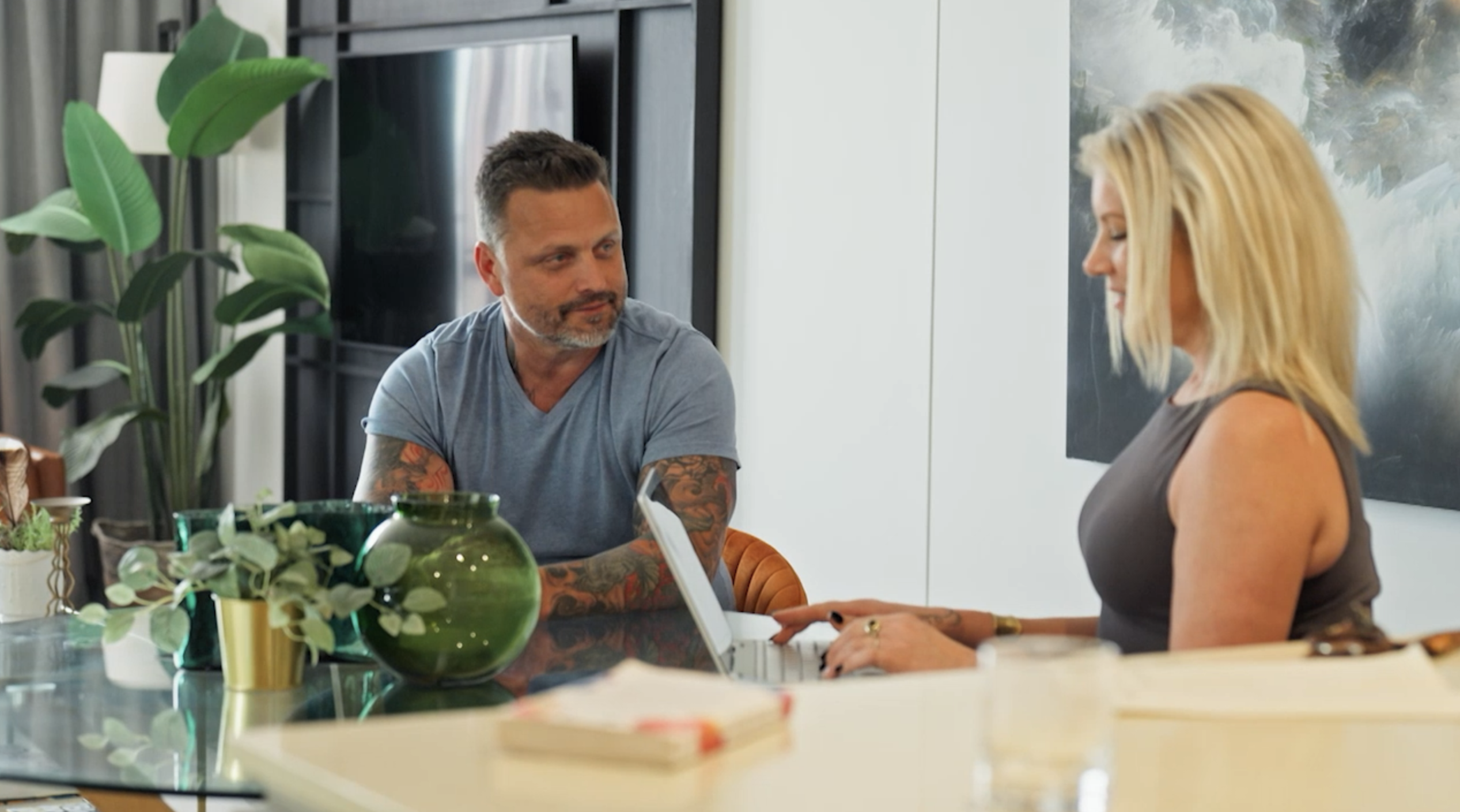 Lucinda Light and Timothy Smith pen a letter to Tori Adams and Jack Dunkley. Photo / Warner Bros Discovery