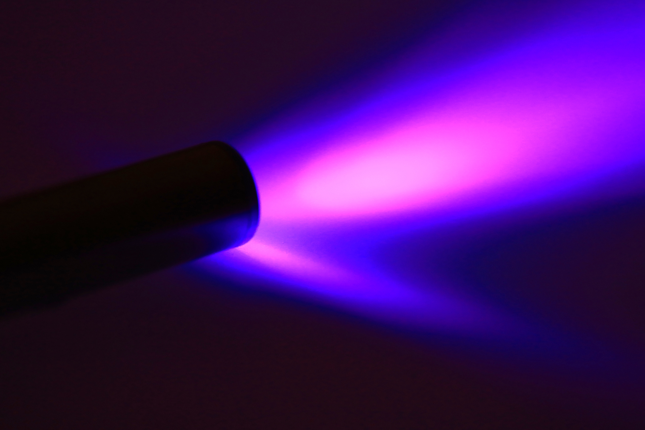 An ultraviolet lamp. NovoLabs says it's developed a cheaper, greener, more effective way to treat wastewater. Photo / Getty Images