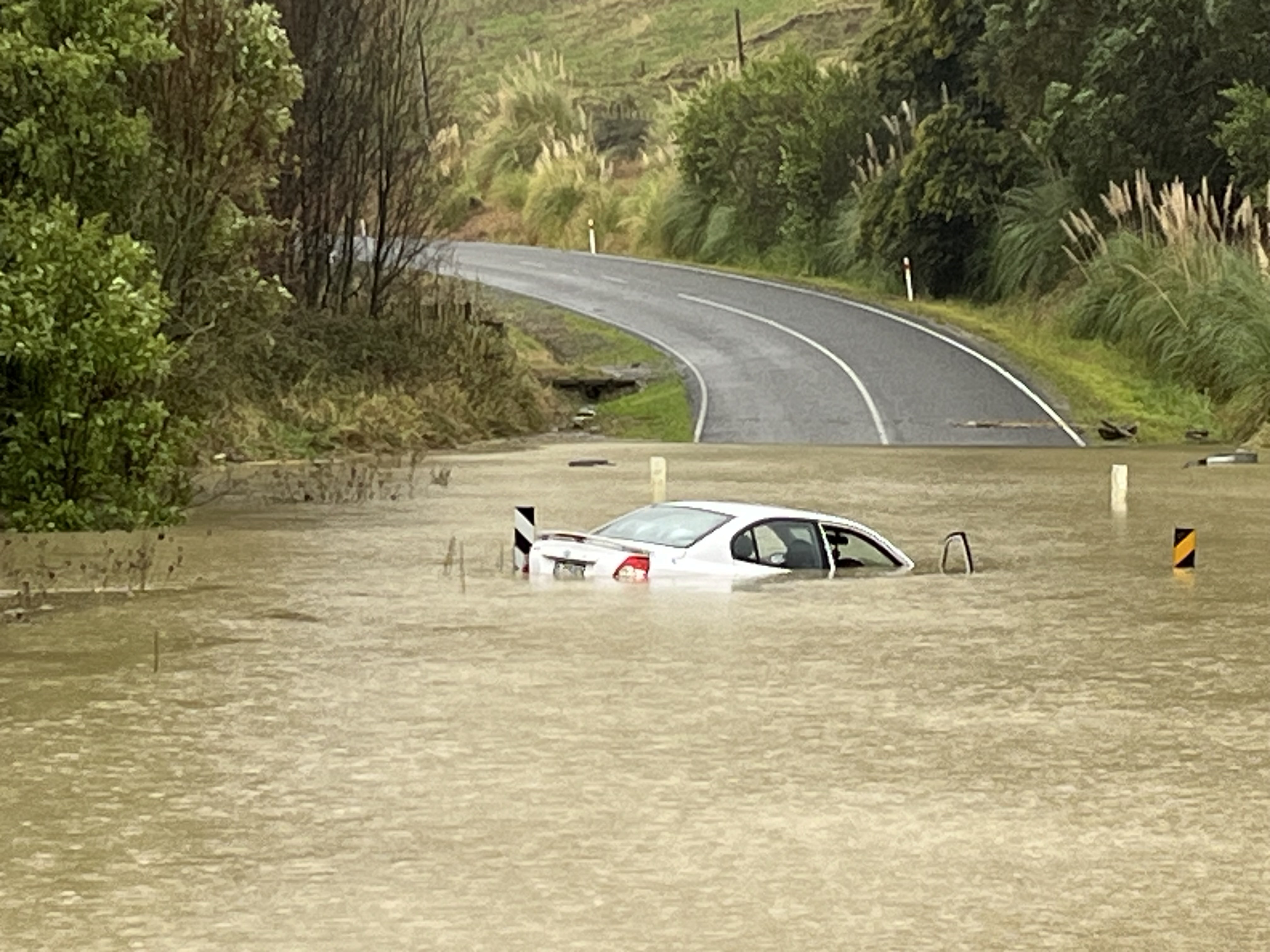 Crews specialised in water rescue are en route to Wairoa on Thursday morning to join Fire and Emergency NZ Urban Search and Rescue (Usar) teams after heavy rain and flooding on Wednesday.
