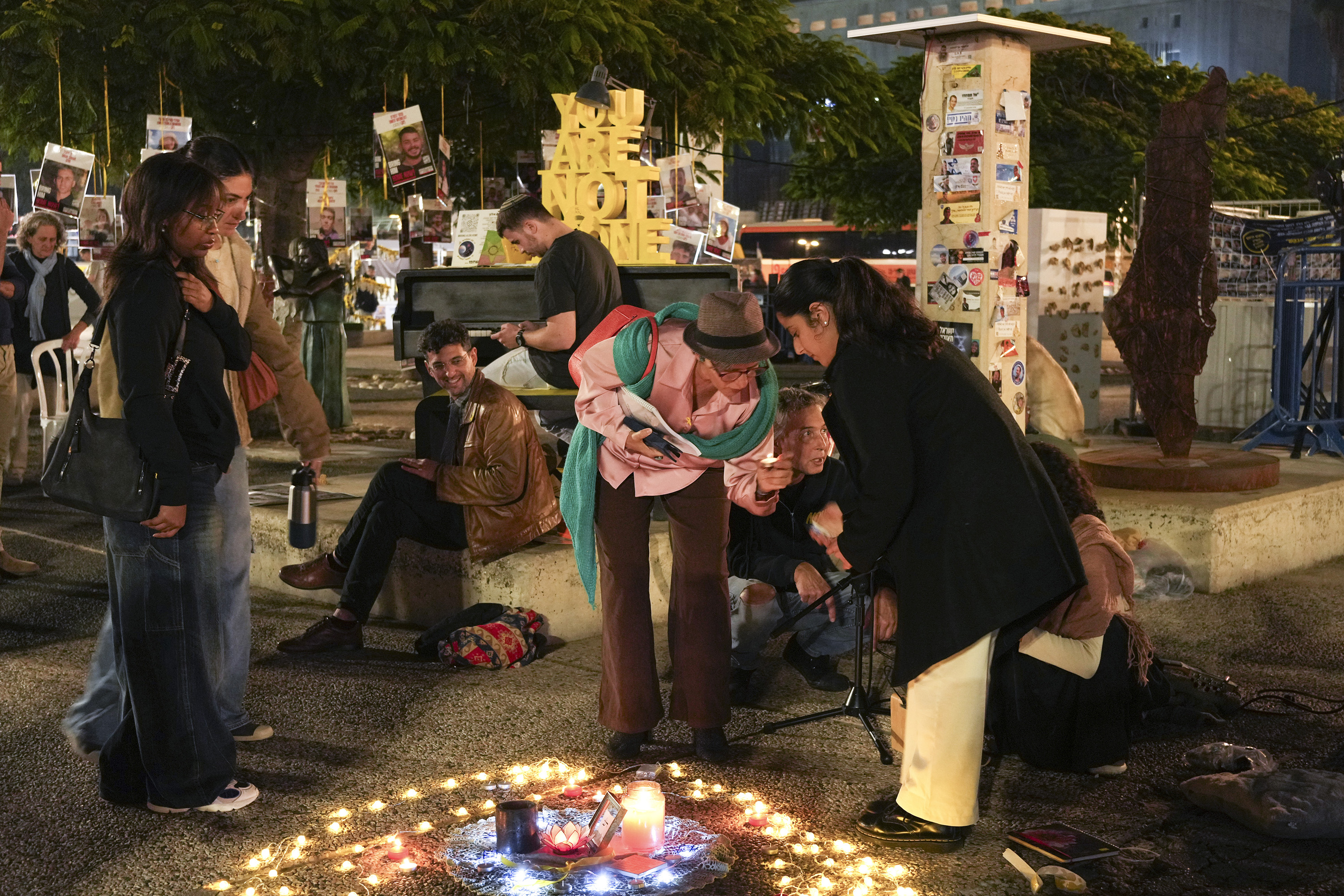 Gathering in Tel Aviv shortly after the declaration of a cease-fire. Photo / Peter van Agtmael, The New York Times