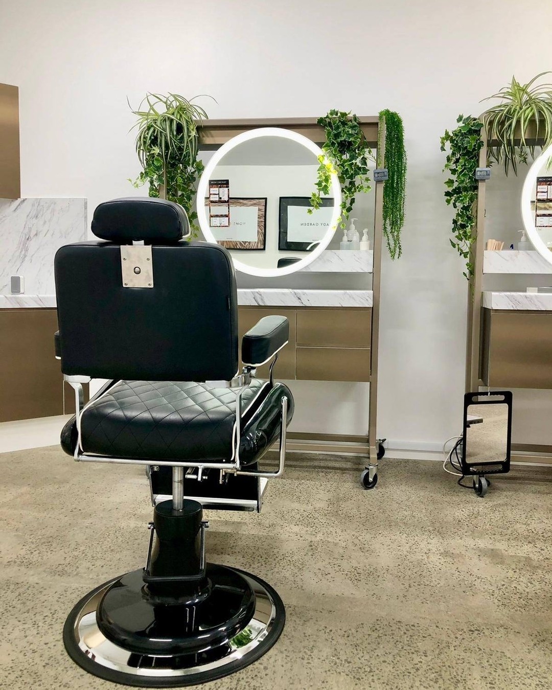 Dermaplanning, laser hair removal, and semi-permanent makeup are all part of the service at Off & On. Photo / @Offandon.nz