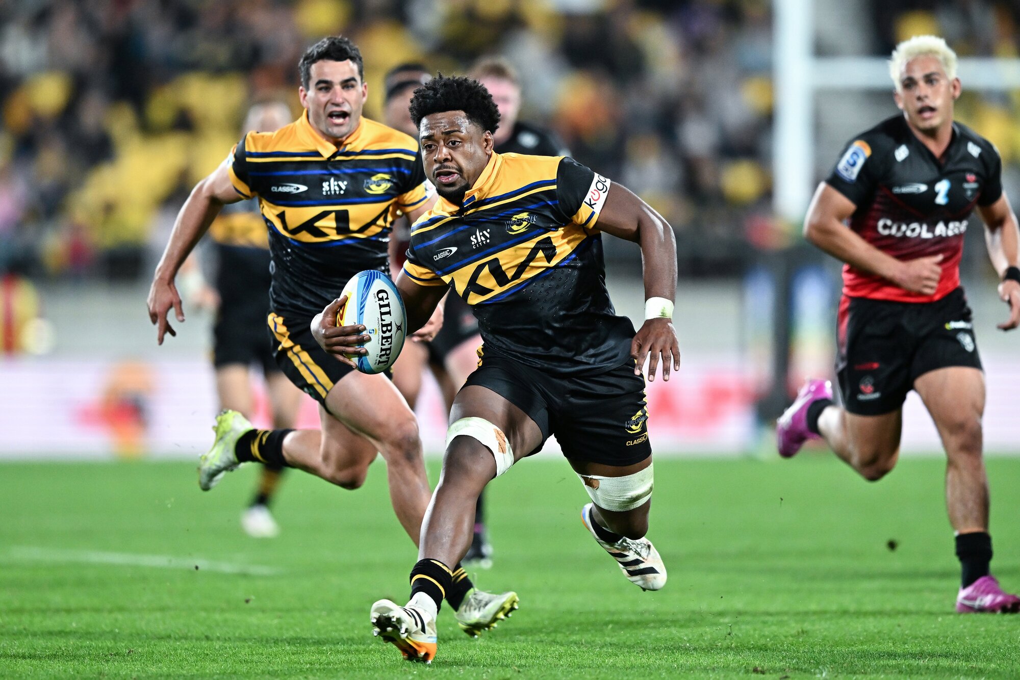 Hurricanes flanker Peter Lakai on the charge against the Crusaders. Photo / Photosport